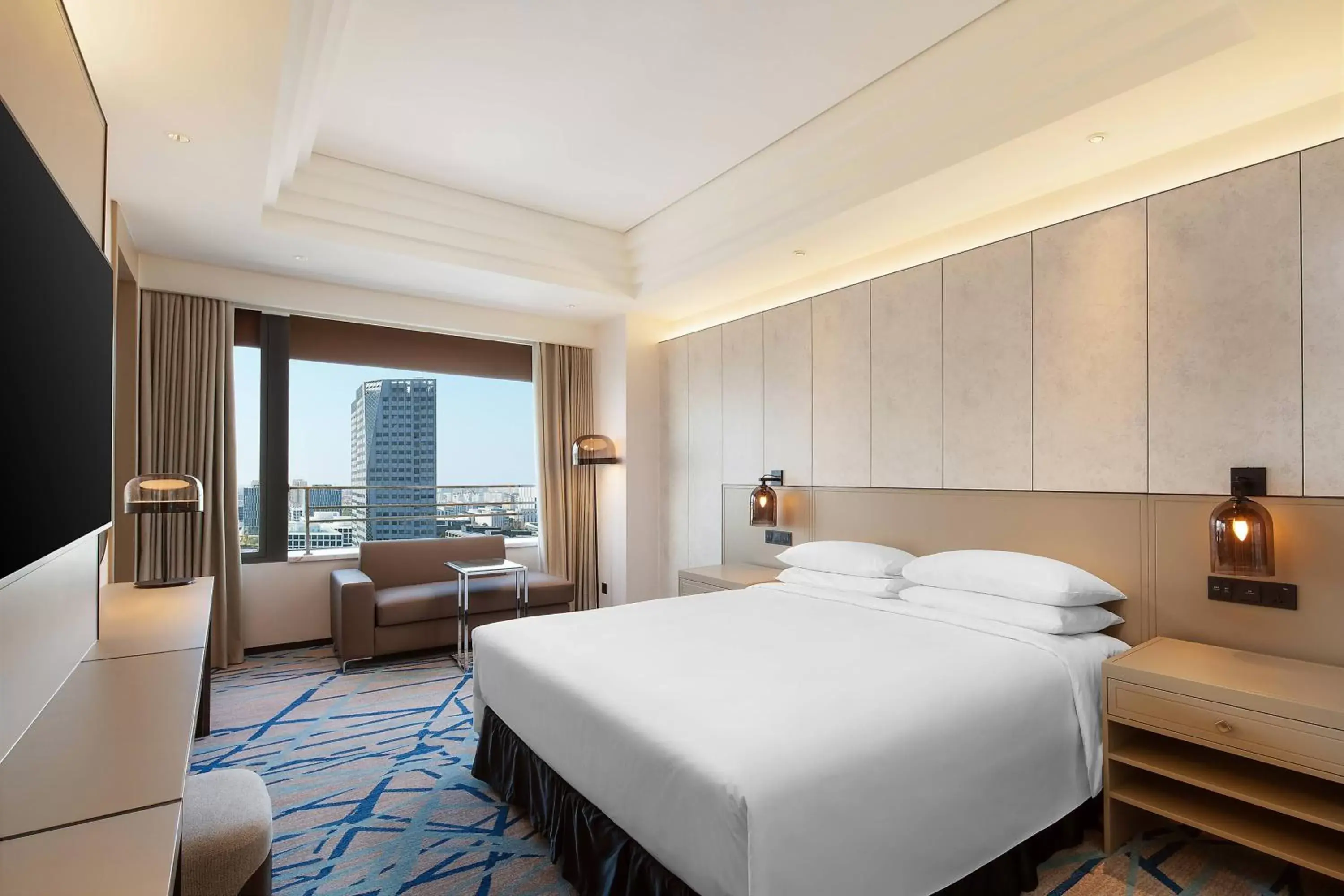 Photo of the whole room in Renaissance Shanghai Caohejing Hotel