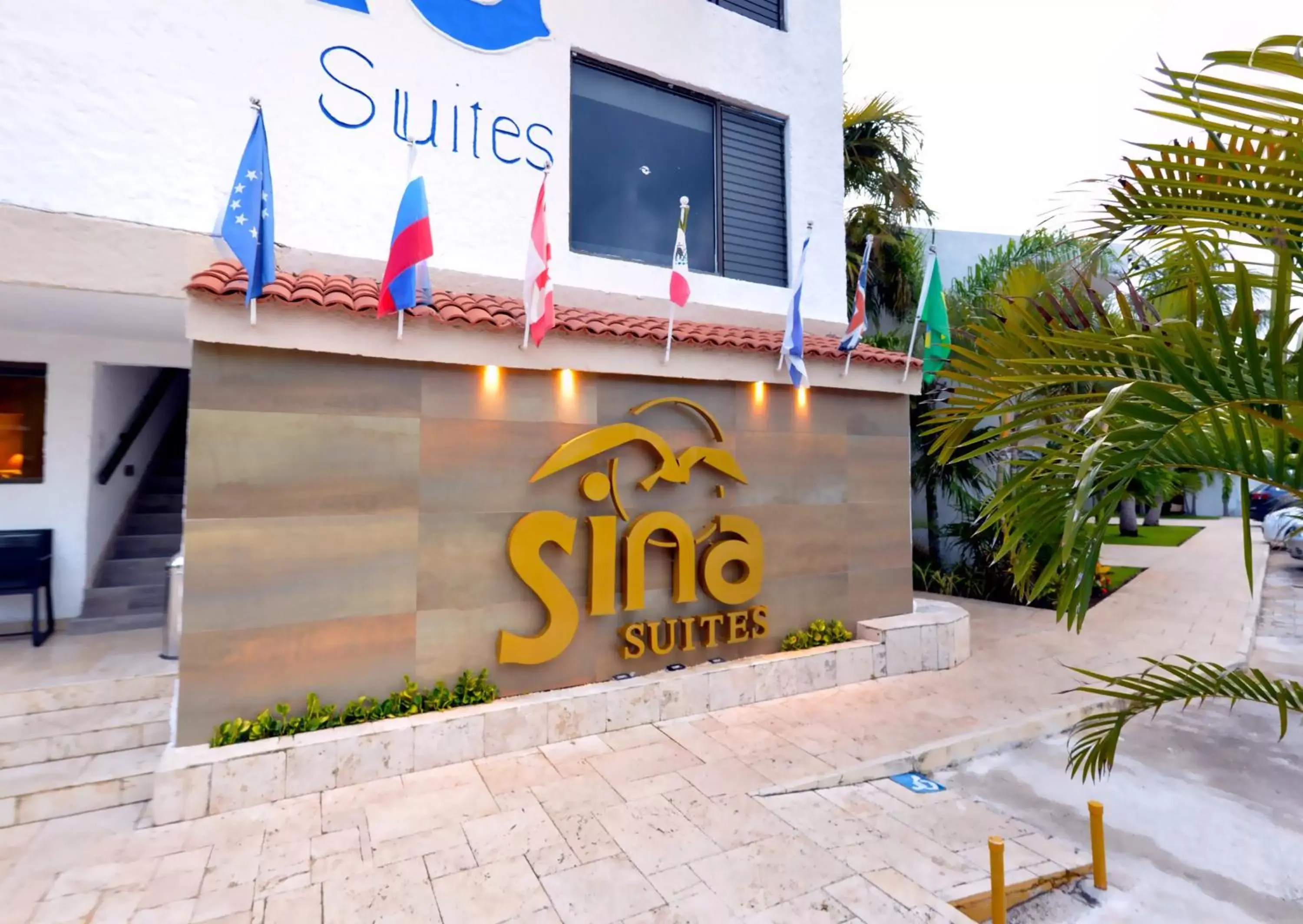 Facade/Entrance in Sina Suites