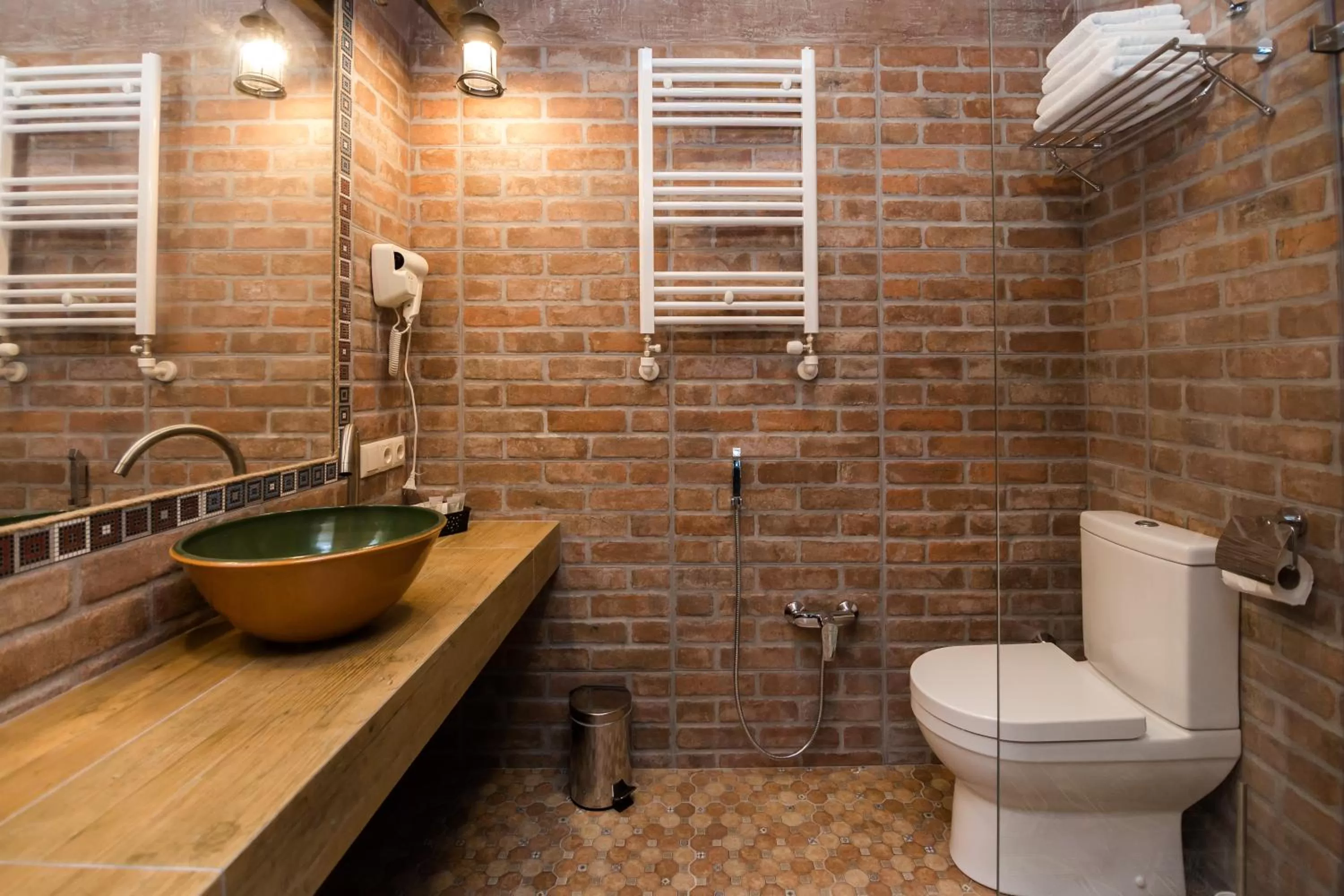 Toilet in Old Side Boutique Hotel