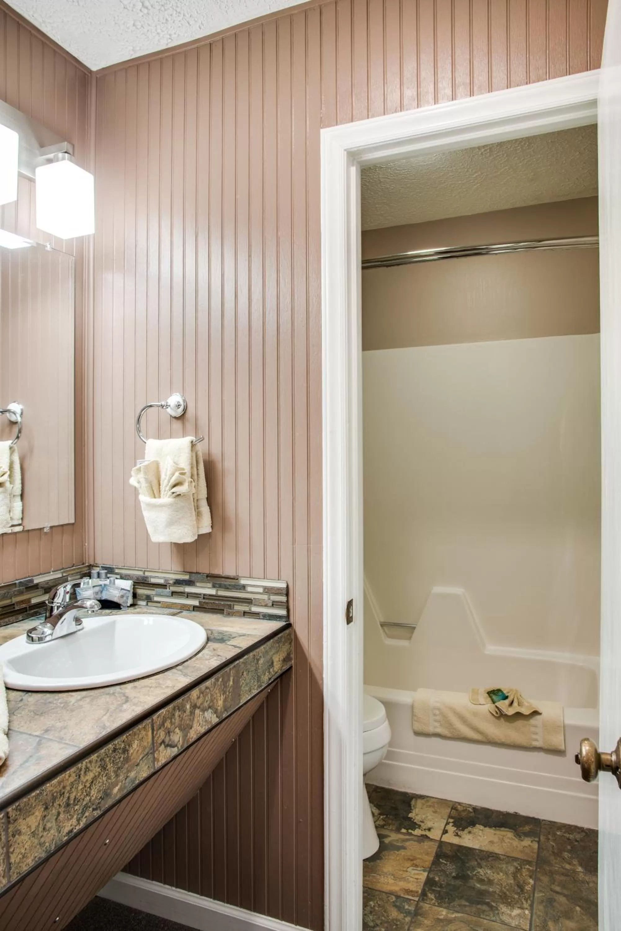 Boxwood Lodge Blowing Rock near Boone-University