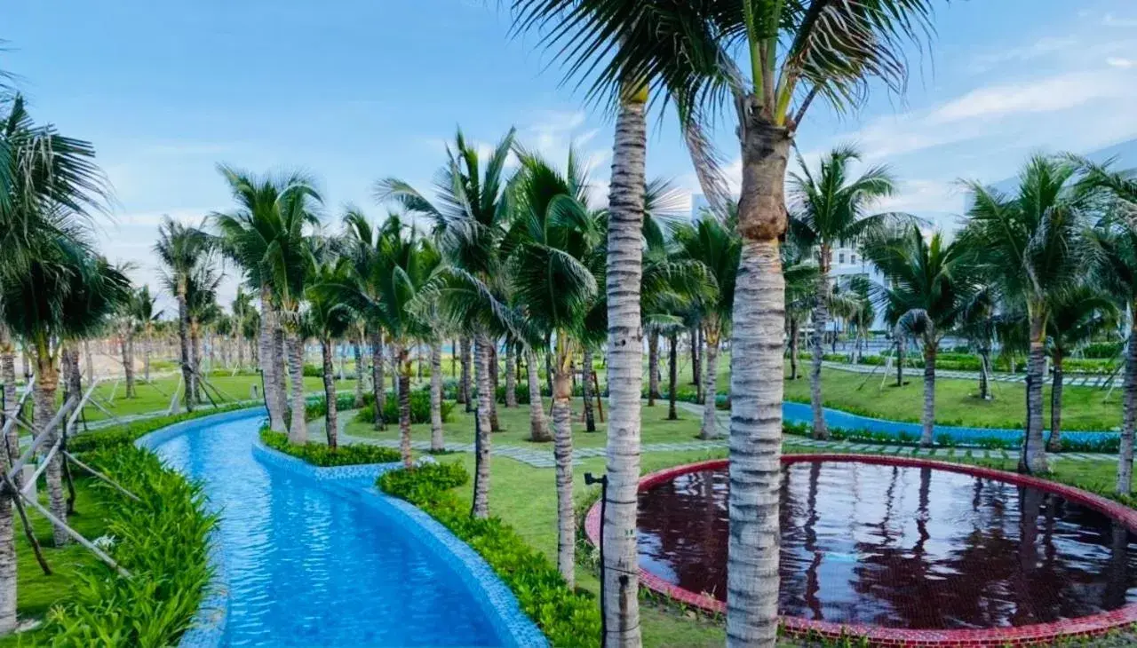 Swimming Pool in blue Cam Ranh Nha Trang resort