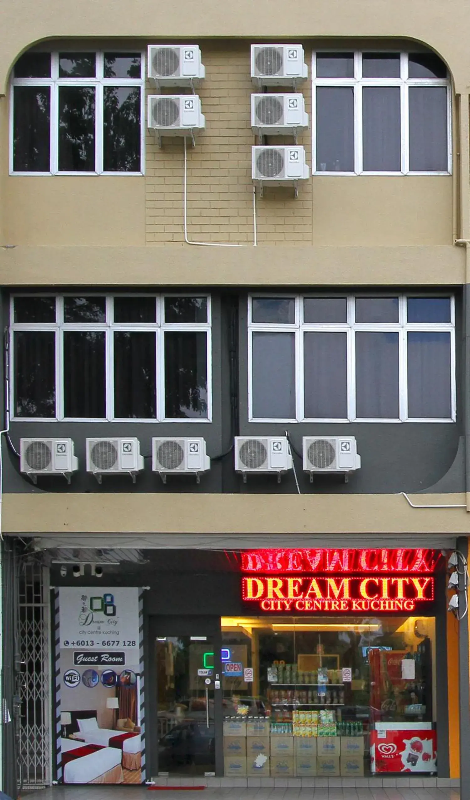 Dream City Hotel