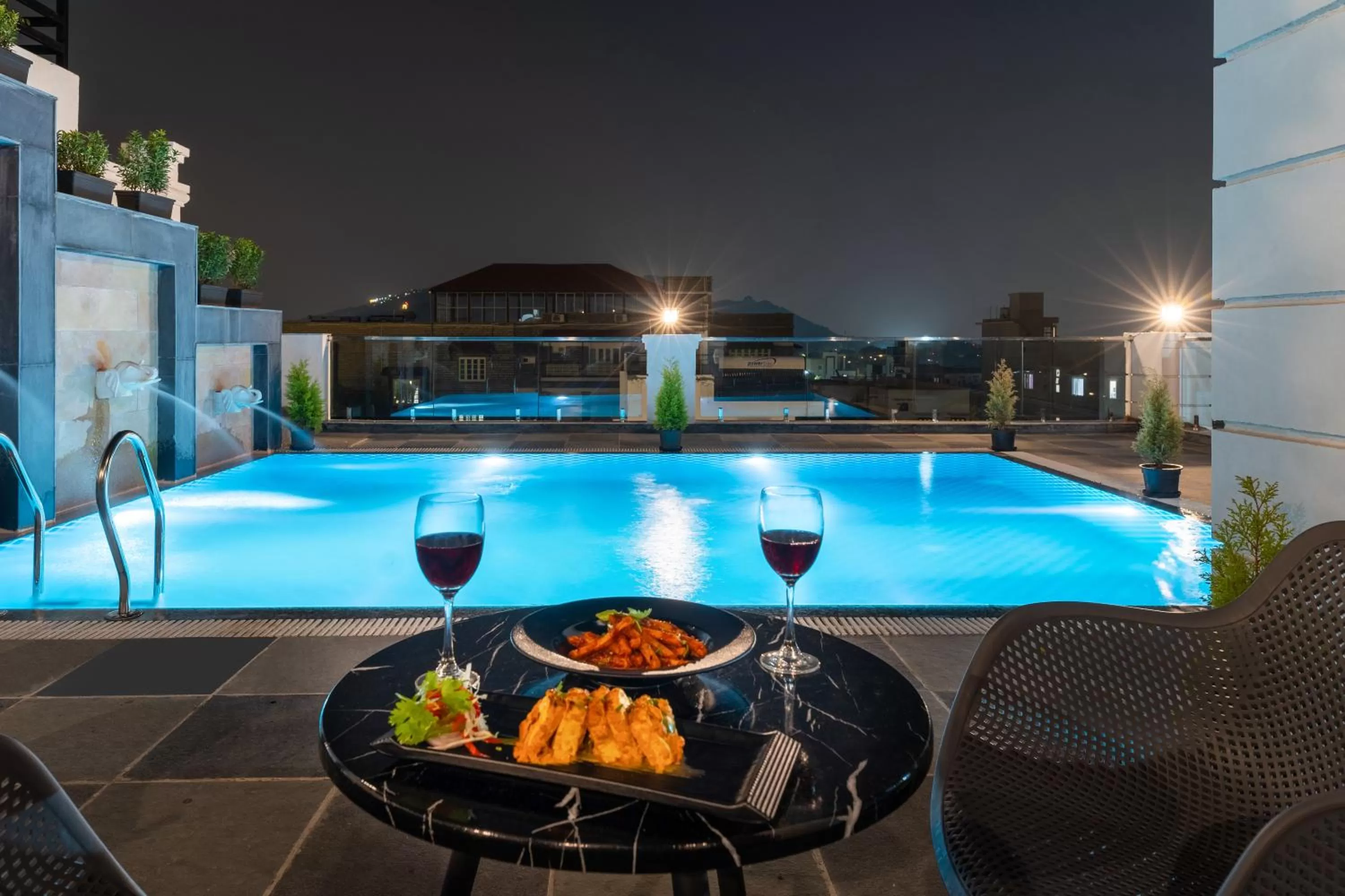 Food and drinks, Swimming Pool in Revaas Lake View Boutique Hotel