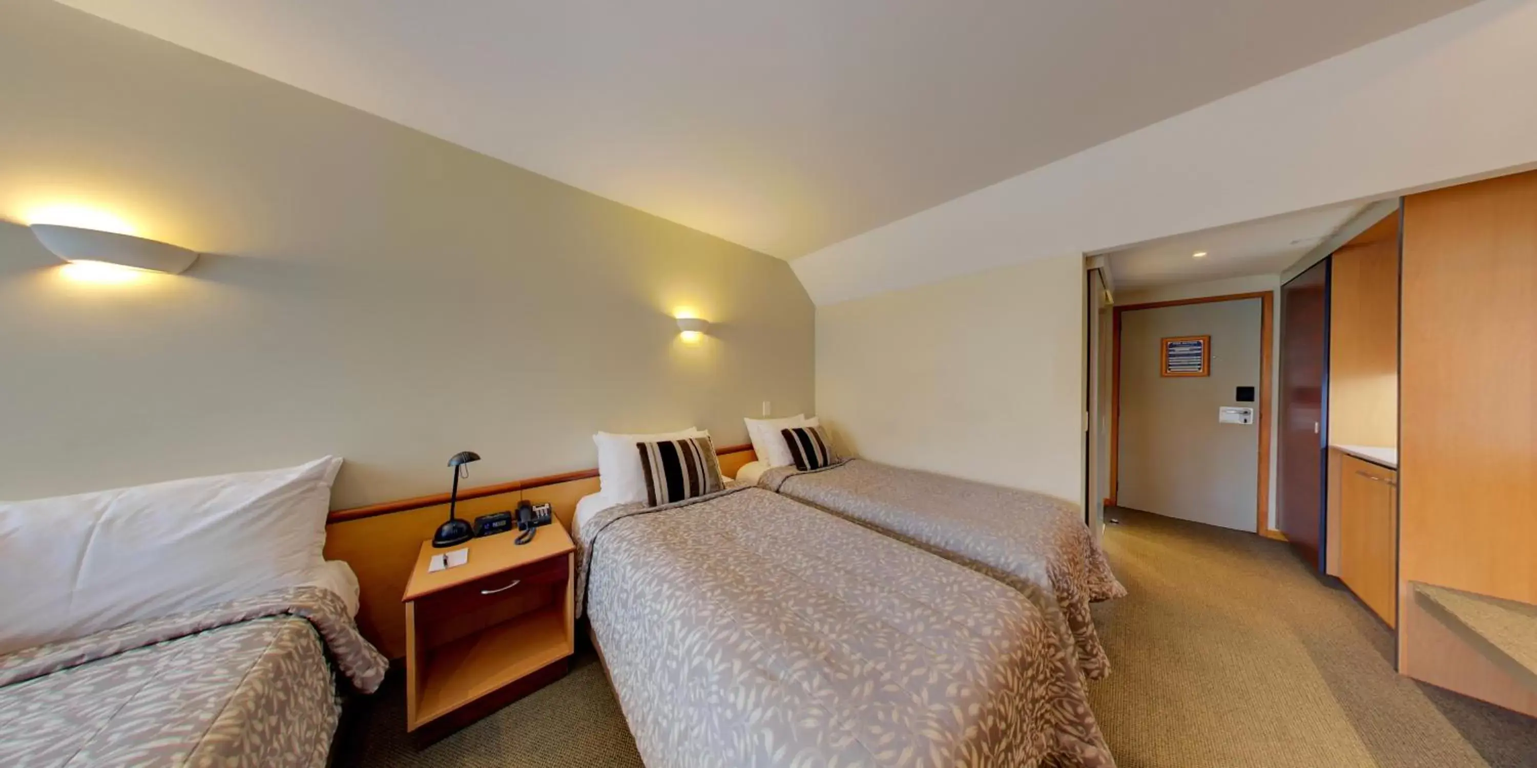 Bedroom, Bed in Dunedin Leisure Lodge - Distinction Bedroom, Bed in Dunedin Leisure Lodge - Distinction