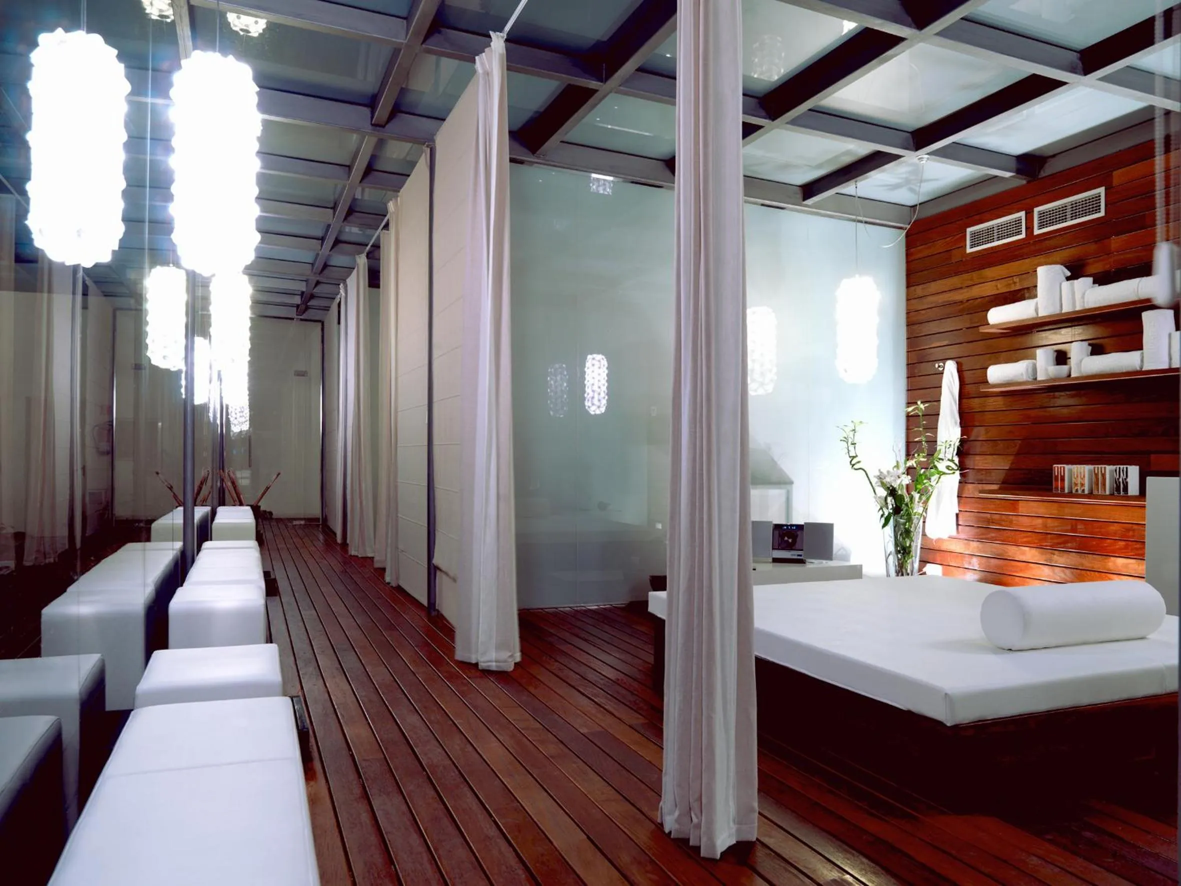 Spa and wellness centre/facilities, Bed in Hospes Palau de La Mar, Valencia, a Member of Design Hotels