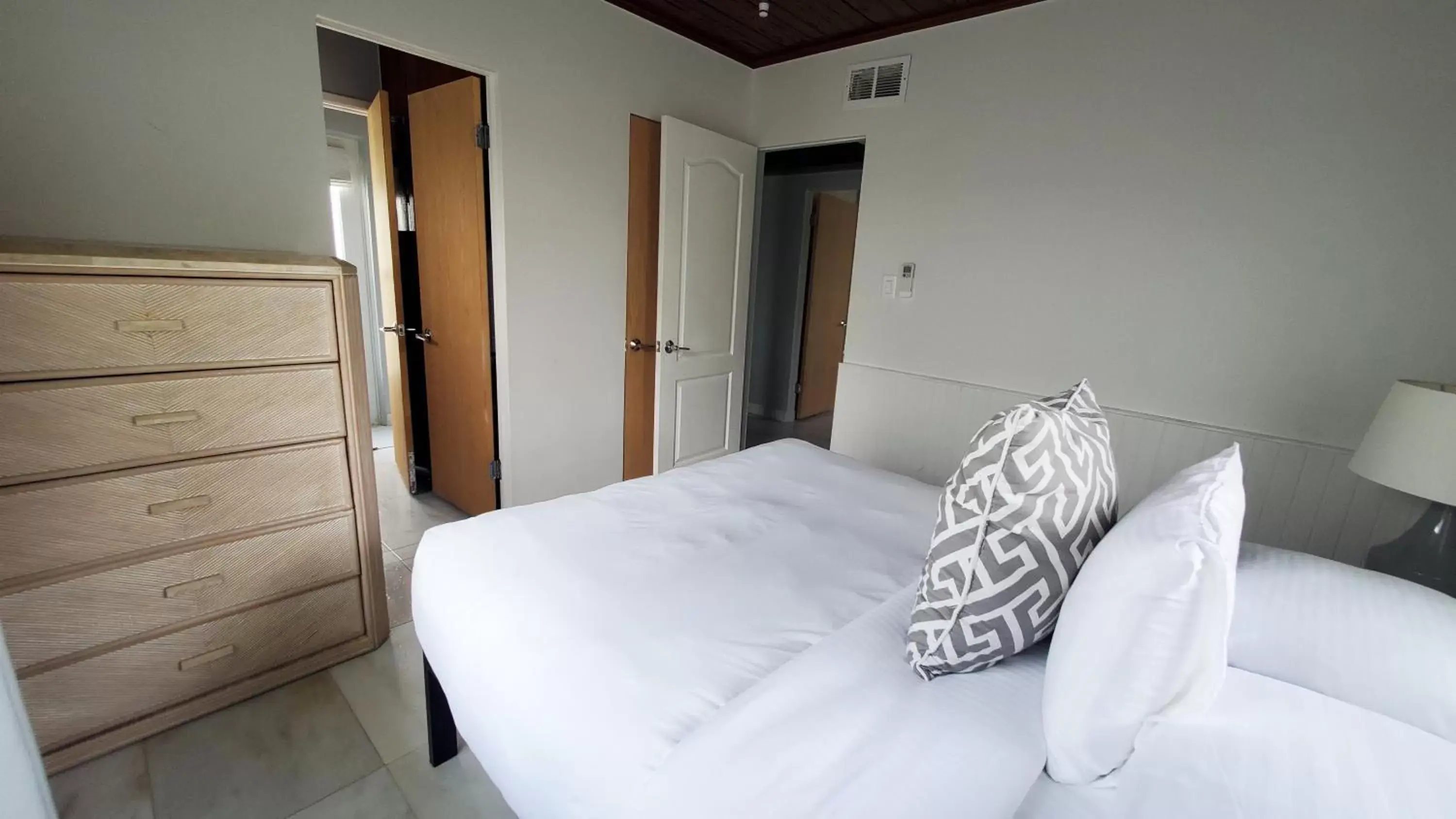 Bedroom, Bed in Casey Key Resort - Gulf Shores