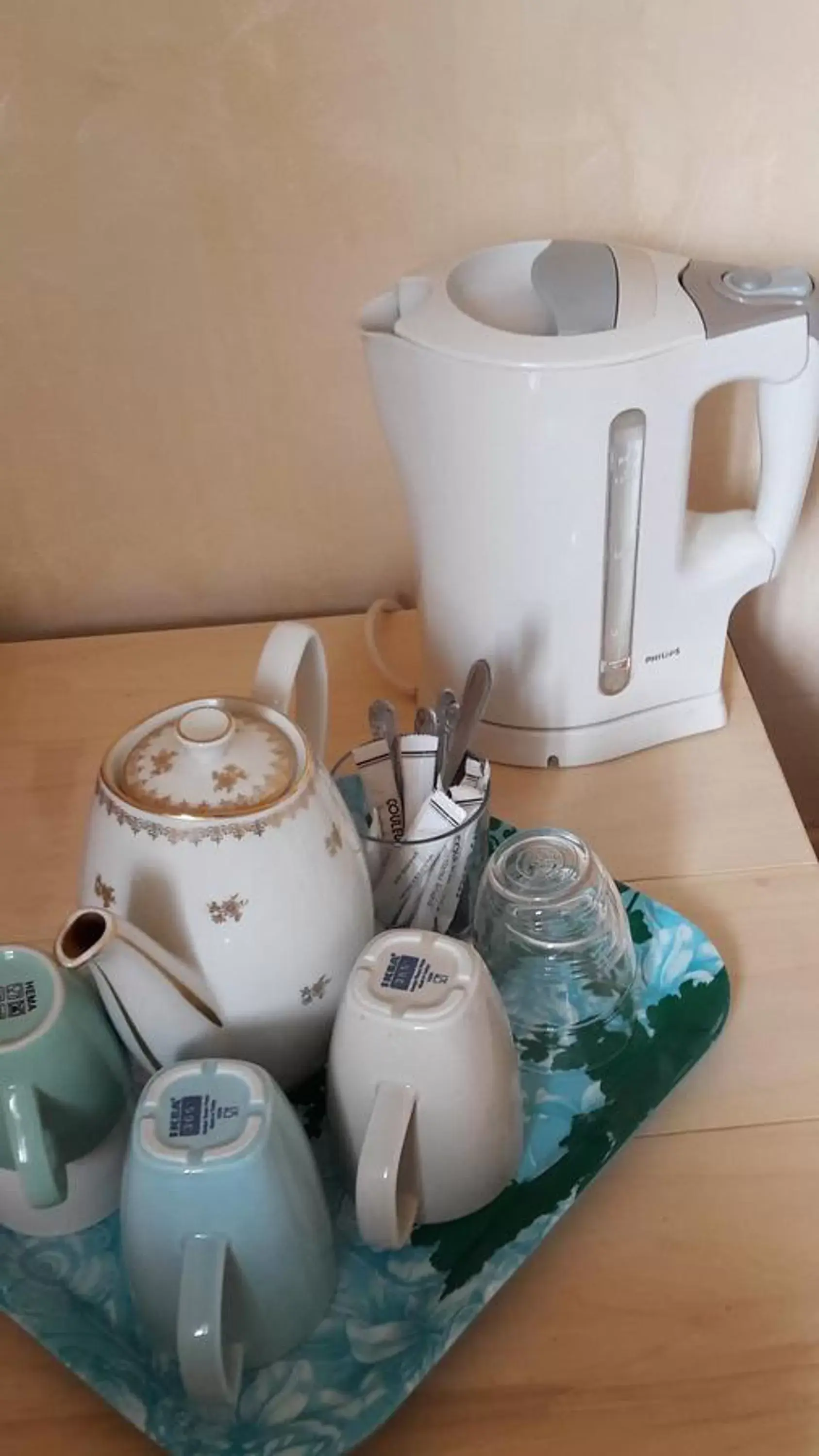 Decorative detail, Coffee/Tea Facilities in Chambres et Table d'Hôte Sûn