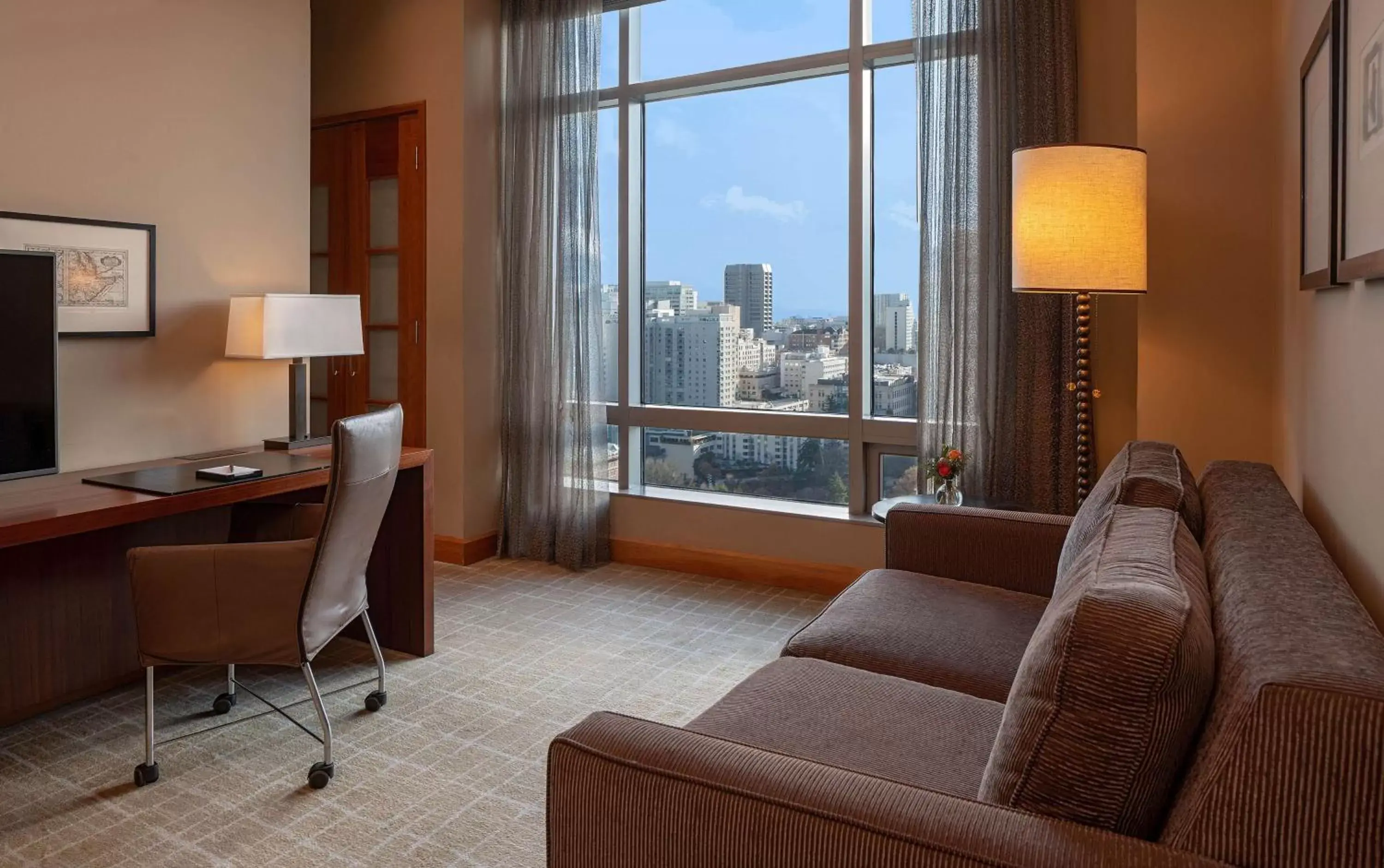 Photo of the whole room, Seating Area in Grand Hyatt Seattle