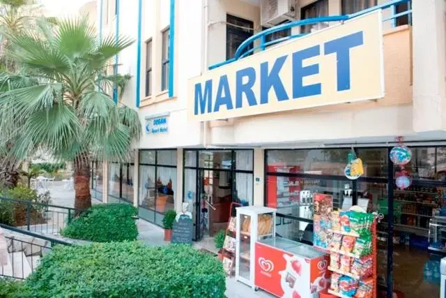 Supermarket/grocery shop in Belle Ocean Apart Otel