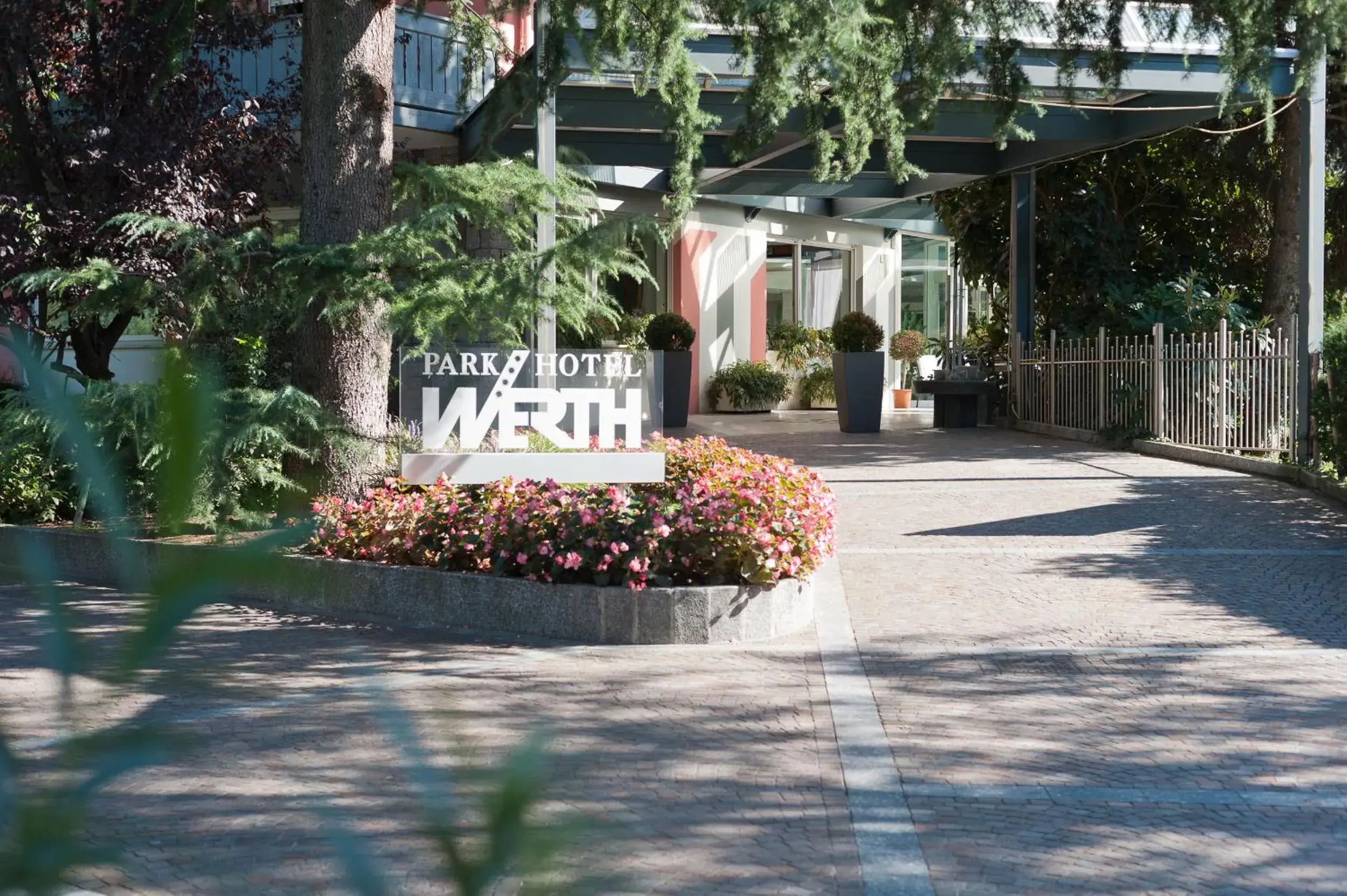 Facade/entrance in Business Resort Parkhotel Werth