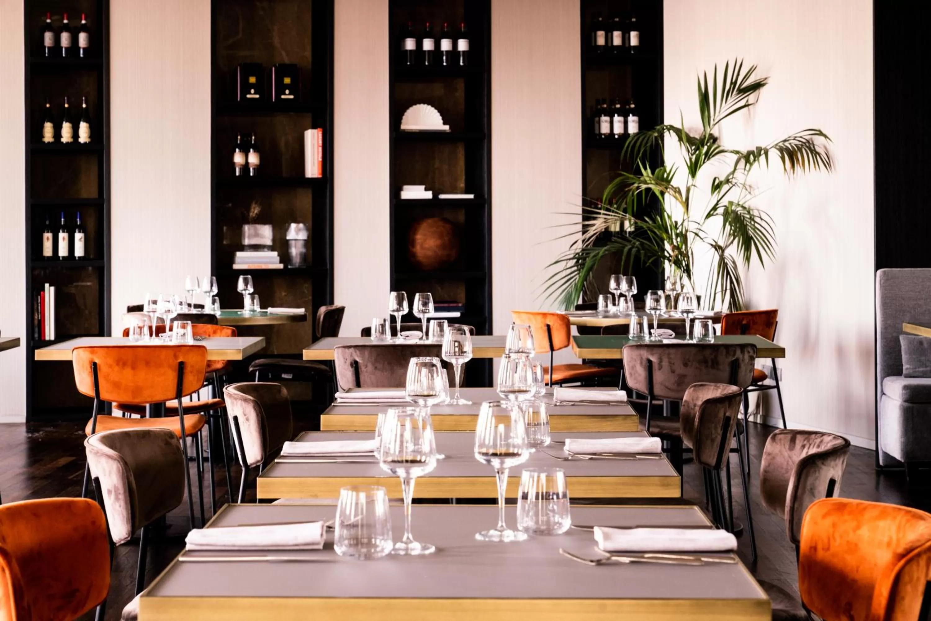 Restaurant/places to eat in Litta Palace Milano