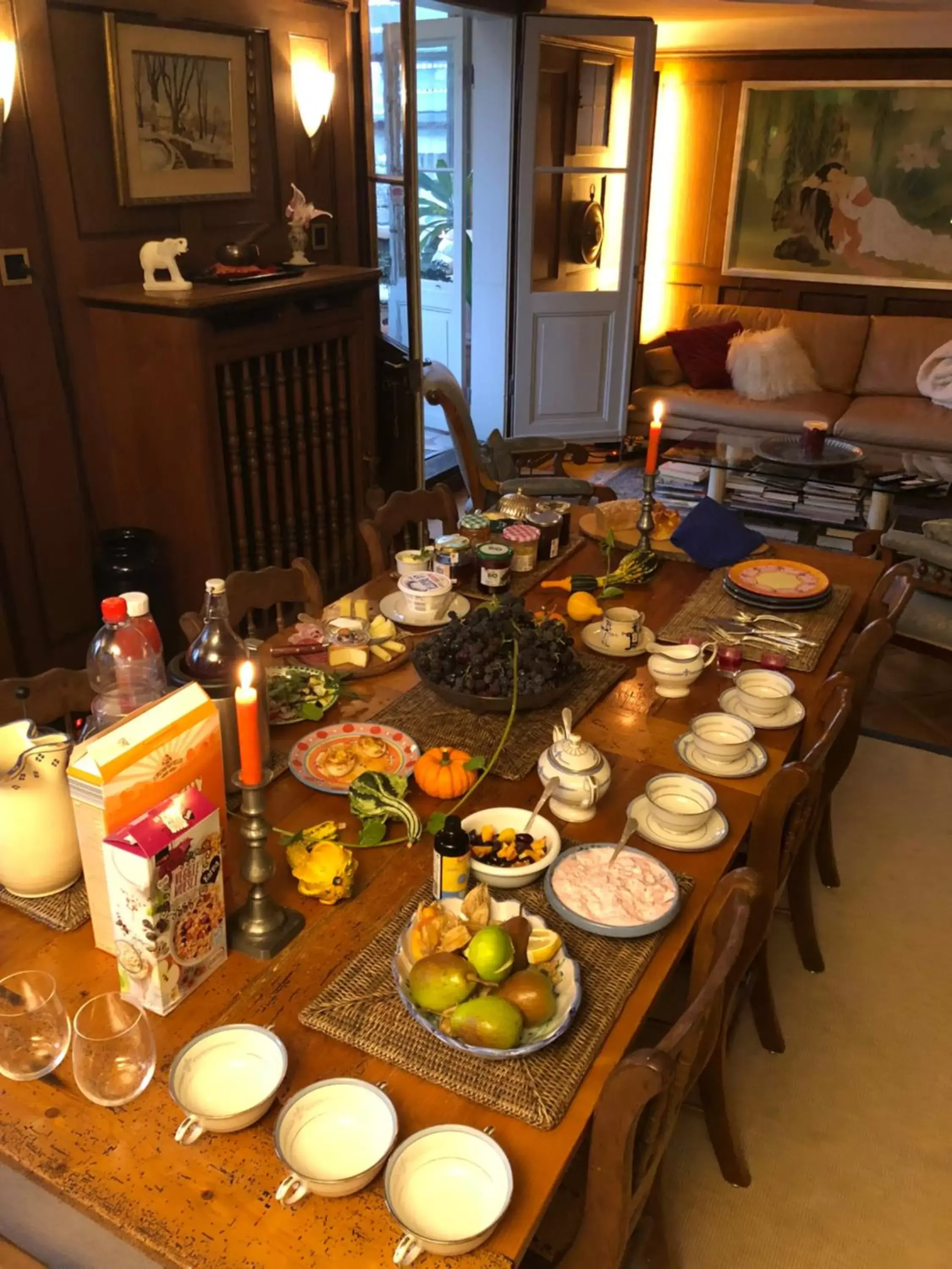 Buffet breakfast in Good4Yew BnB