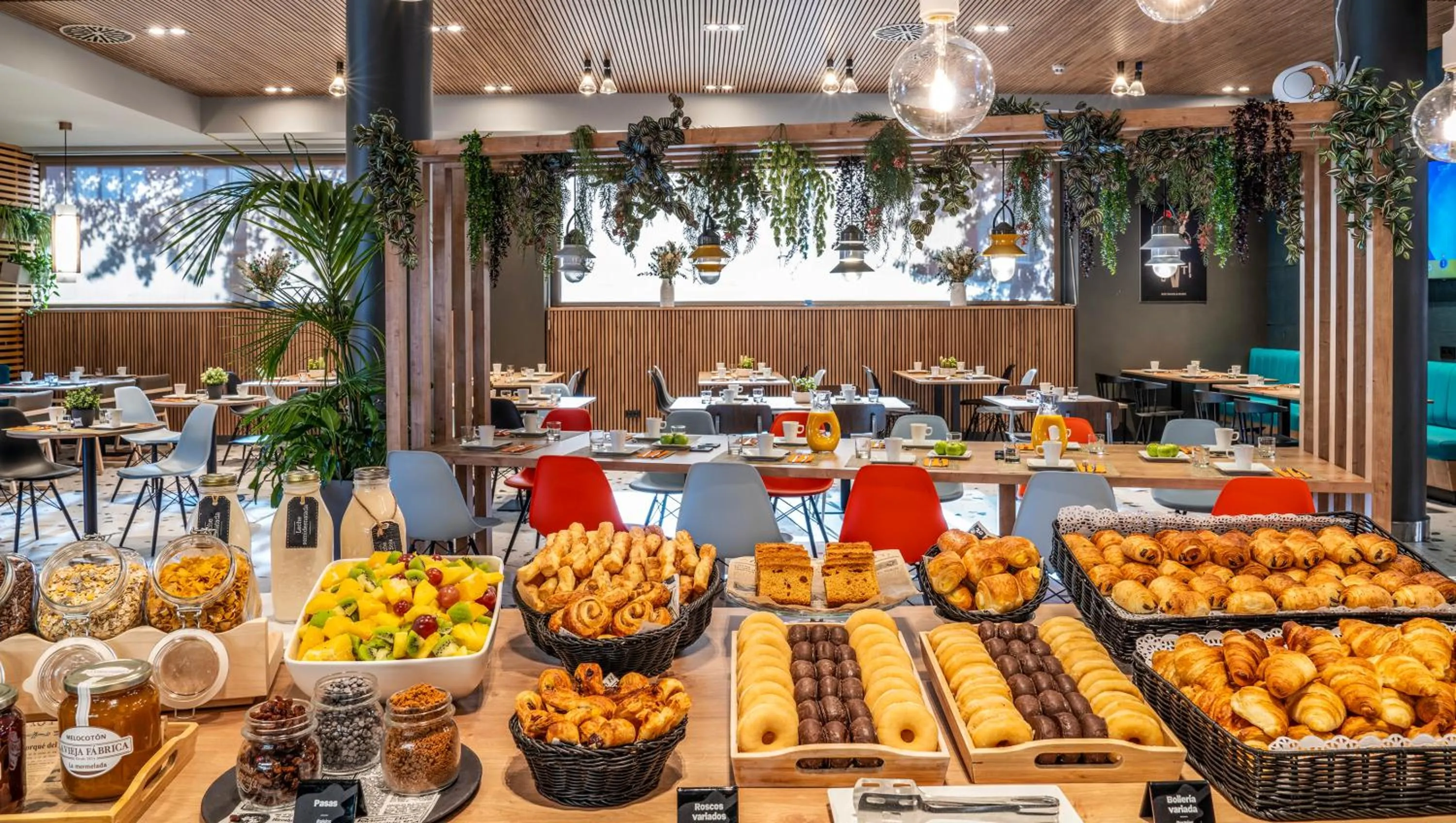 Breakfast in Ibis Madrid Aeropuerto Barajas