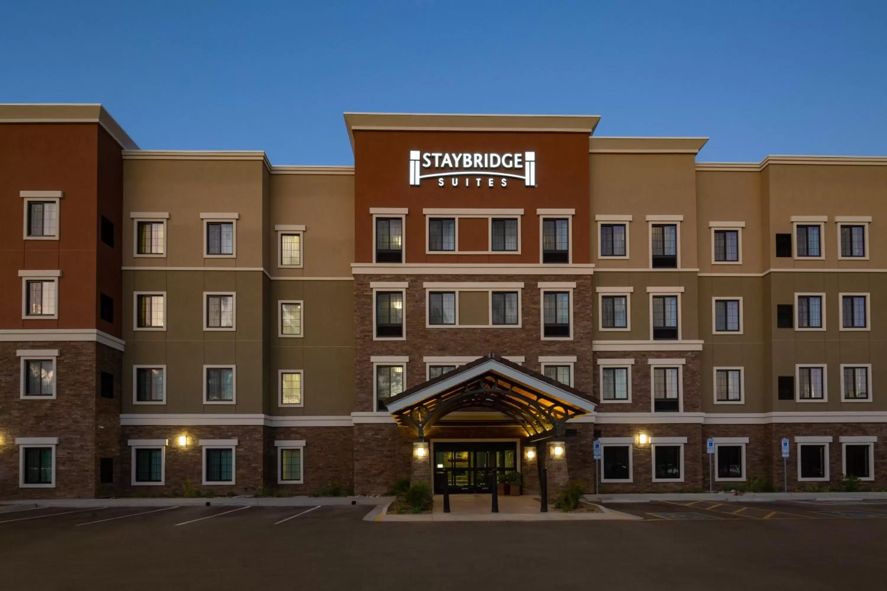 Property Building in Staybridge Suites - Phoenix – Biltmore Area, an IHG Hotel