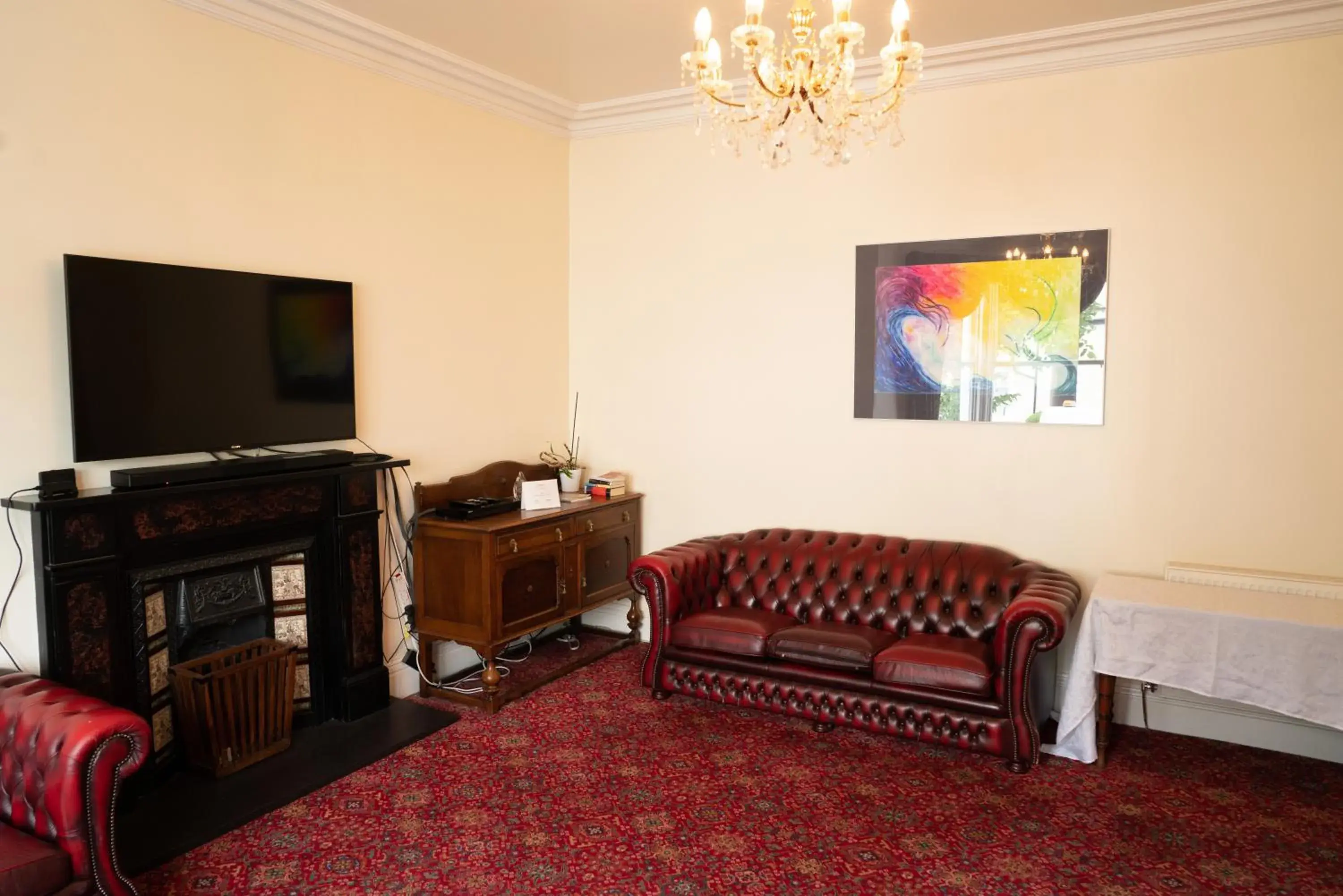 Lounge or bar, Seating Area in Llandudno Hostel