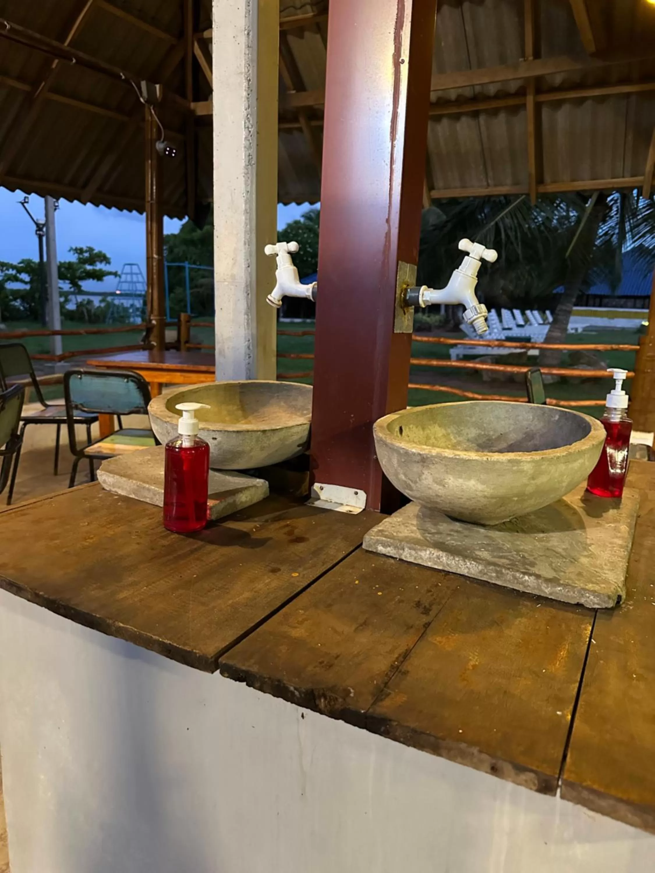Restaurant/places to eat in Amaluna Resorts