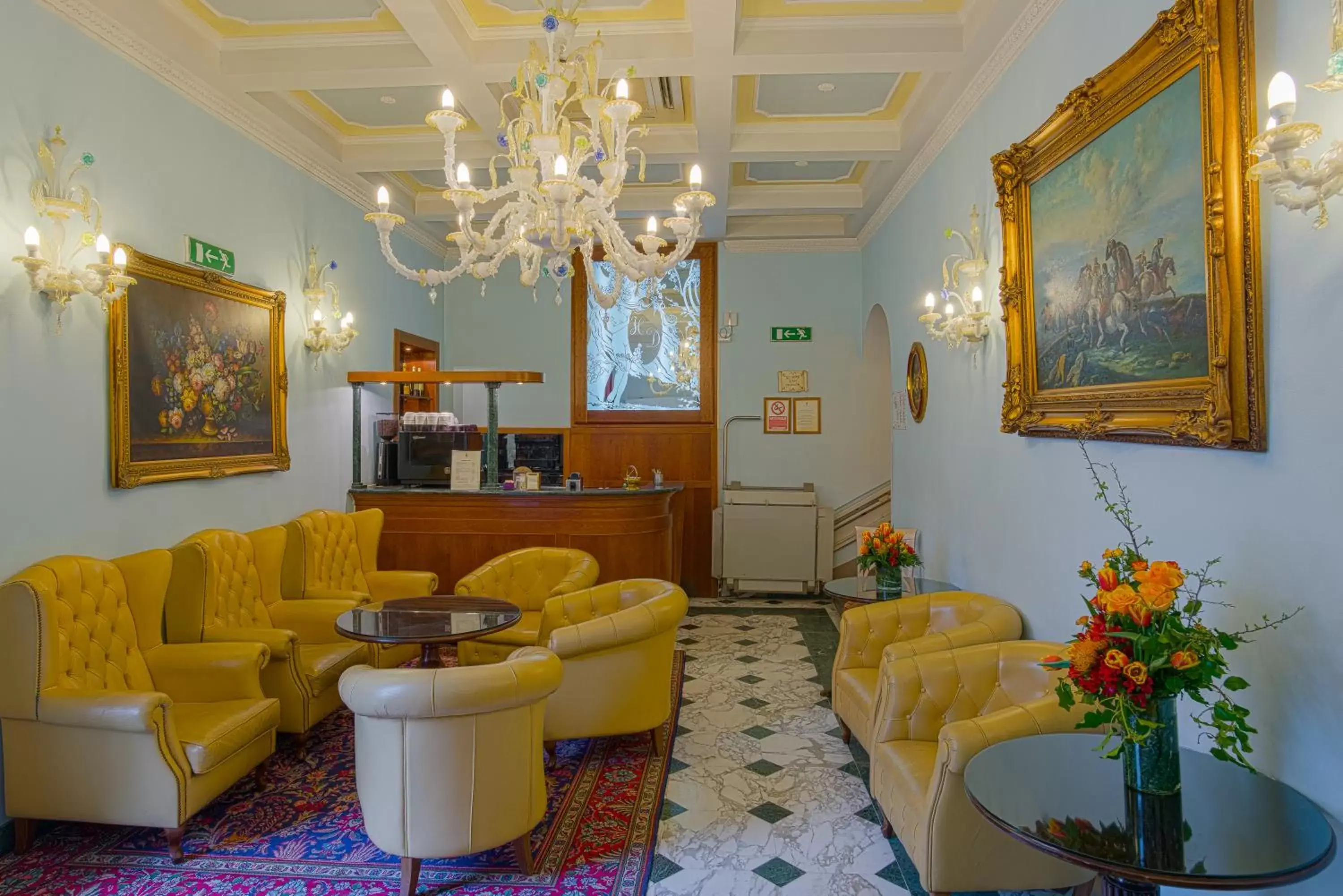 Lounge or bar, Lobby/Reception in Hotel Donatello