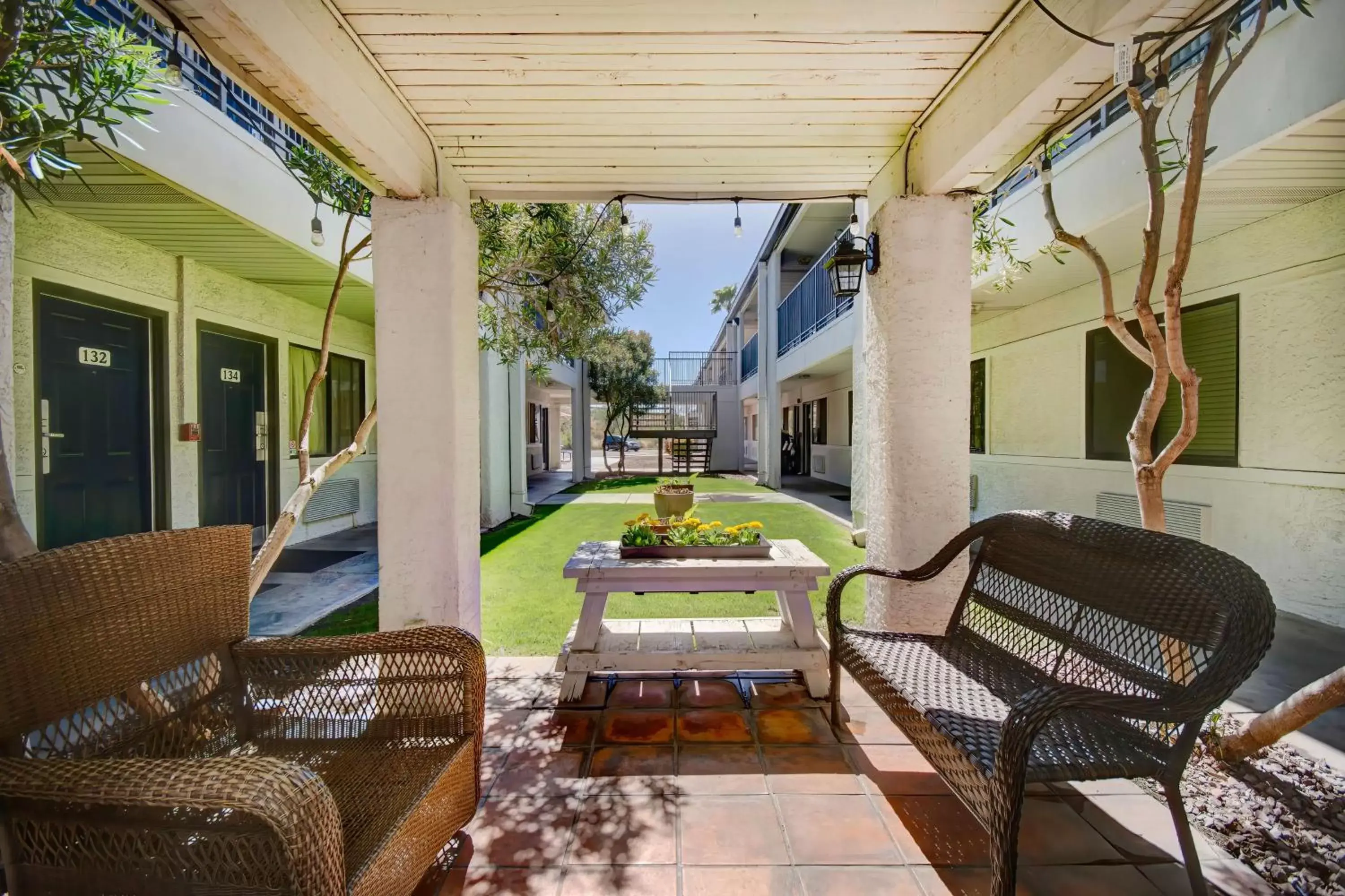 Property building, Seating Area in Studio 6-Tucson, AZ - Irvington Road