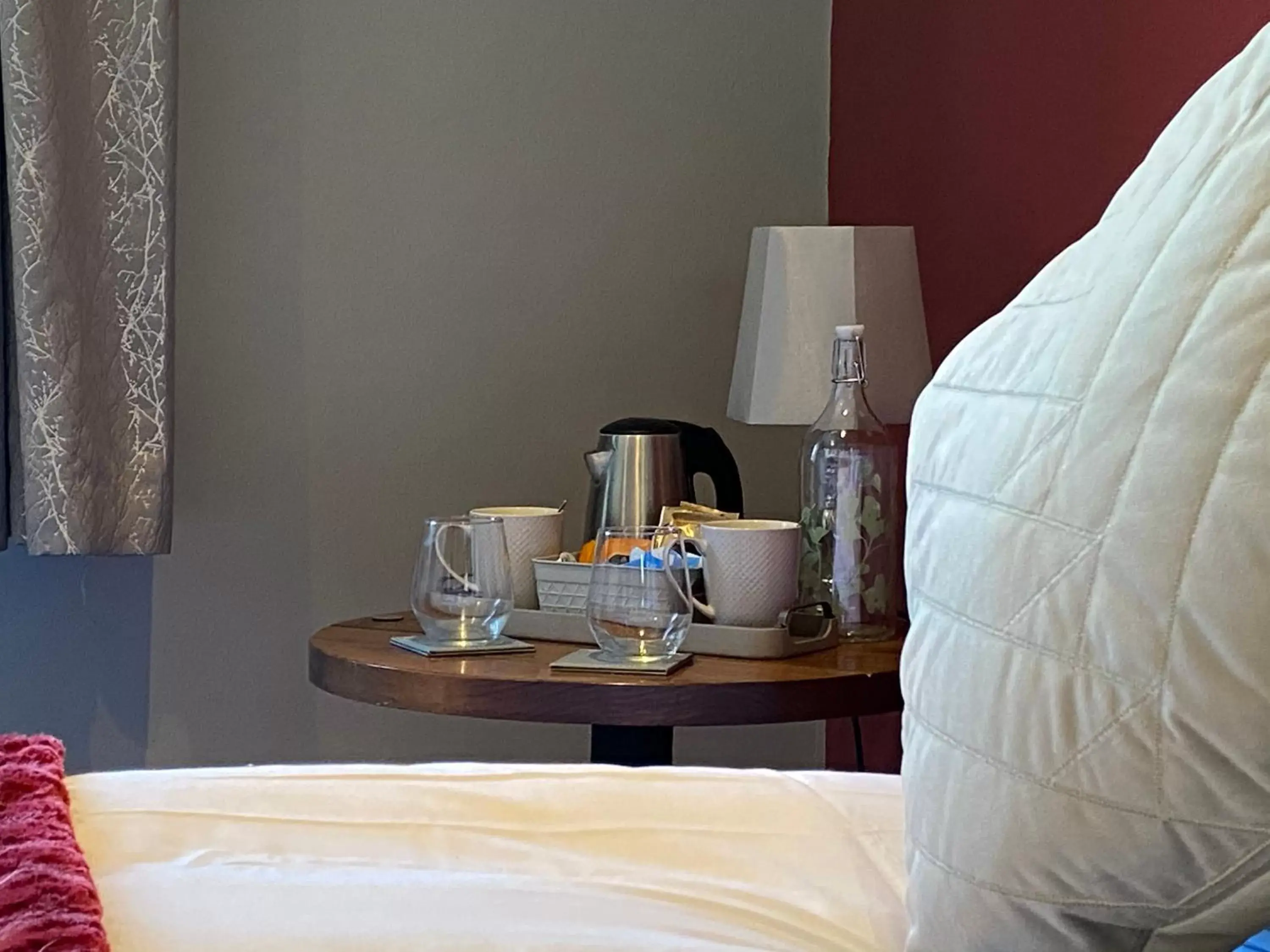 Budget Twin Room - single occupancy in The Beeches, Ashby-de-la-Zouch Budget Twin Room - single occupancy in The Beeches, Ashby-de-la-Zouch