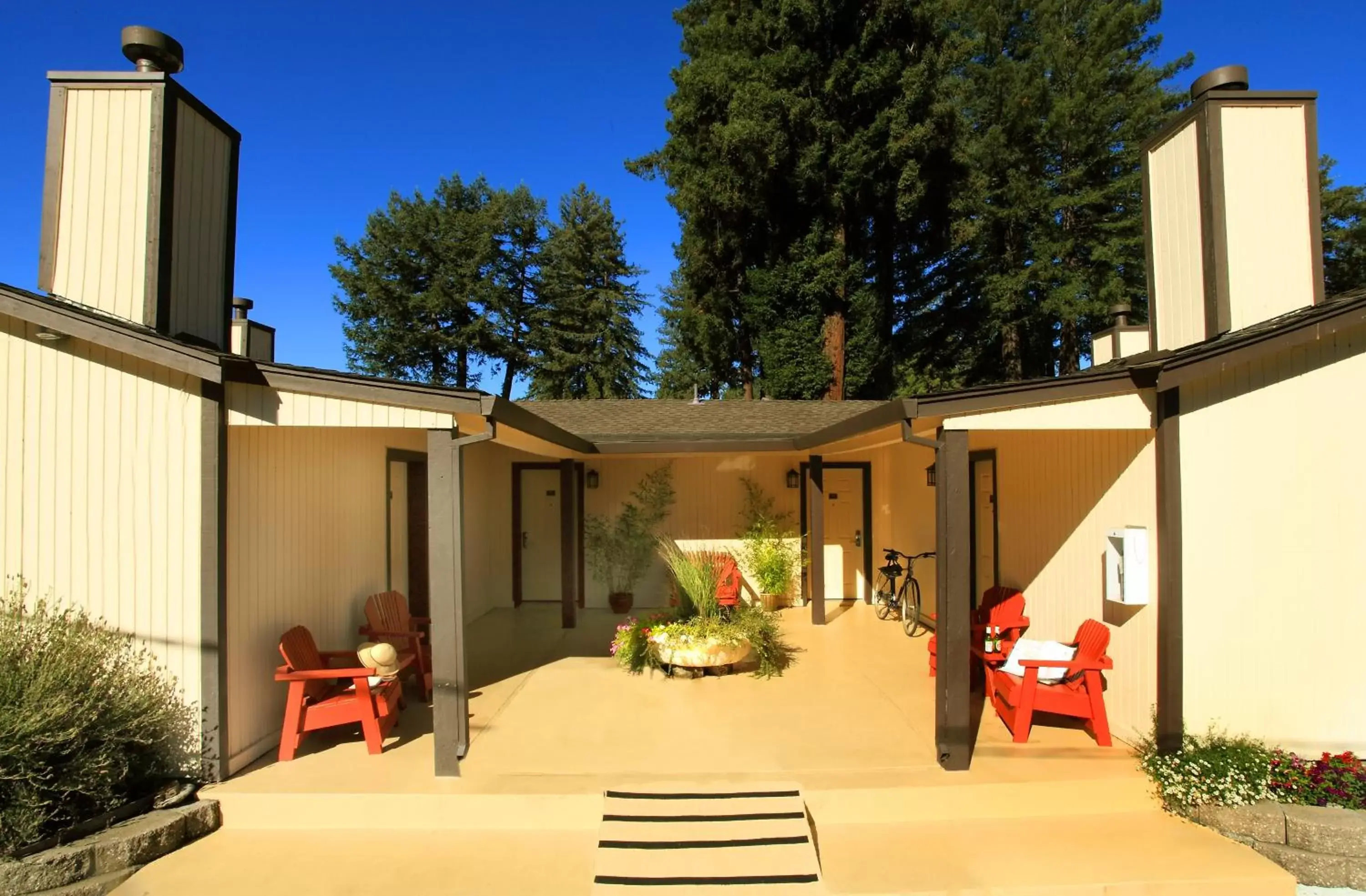 Queen Room with Two Queen Beds in West Sonoma Inn & Spa