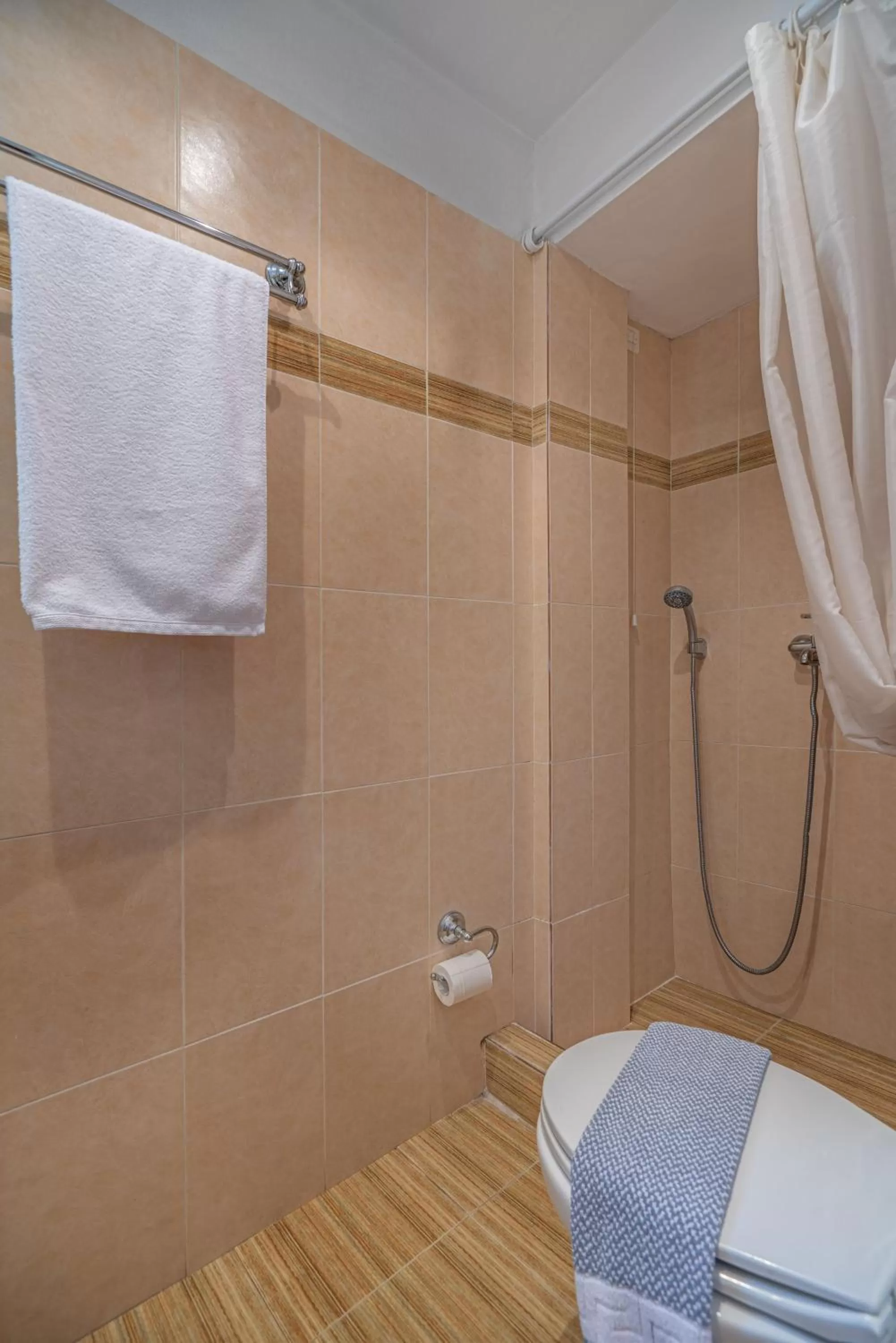 Bathroom in Zen Hotel