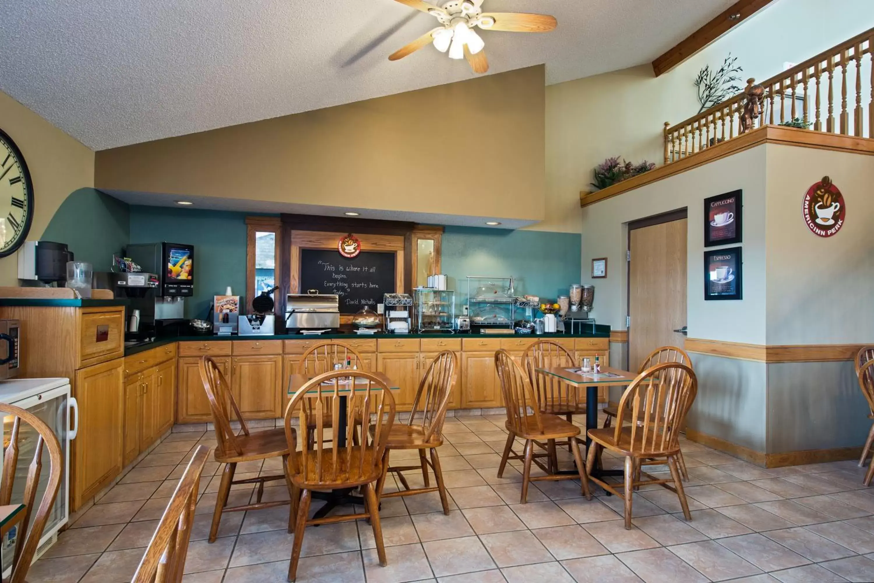 Continental breakfast, Restaurant/Places to Eat in AmericInn by Wyndham Iowa Falls