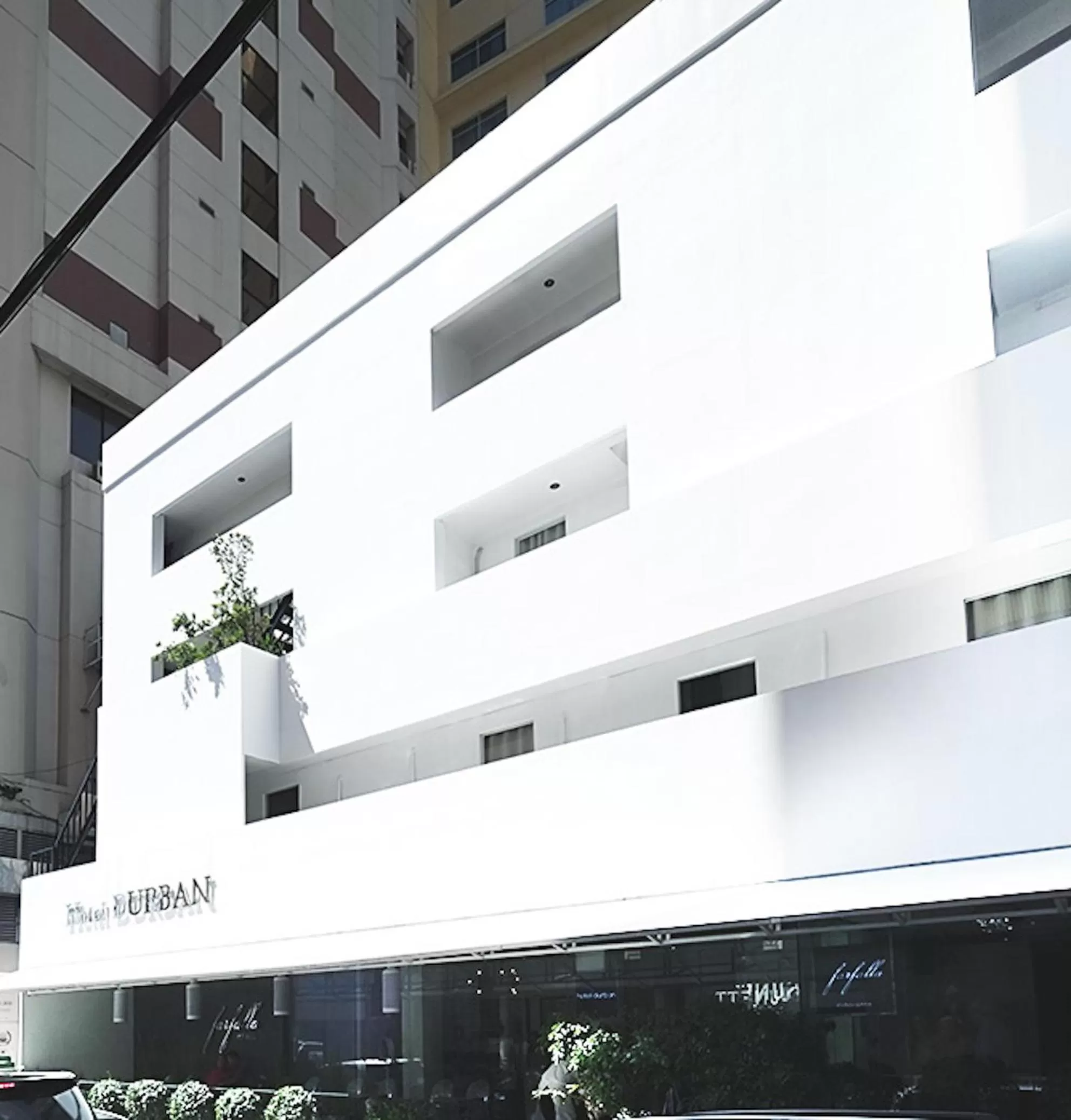 Restaurant/places to eat in Hotel Durban