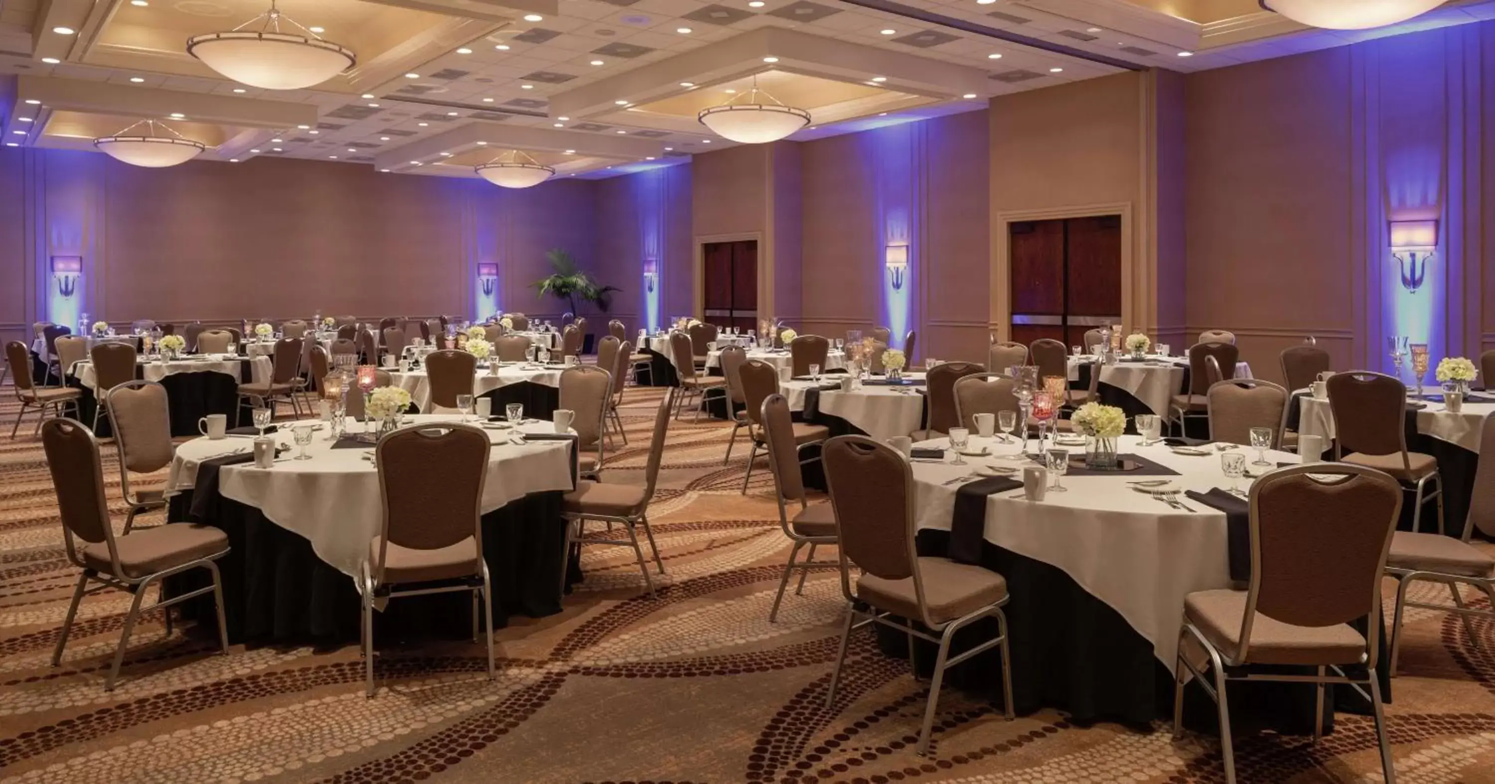 Meeting/conference room, Restaurant/Places to Eat in Hilton Durham near Duke University