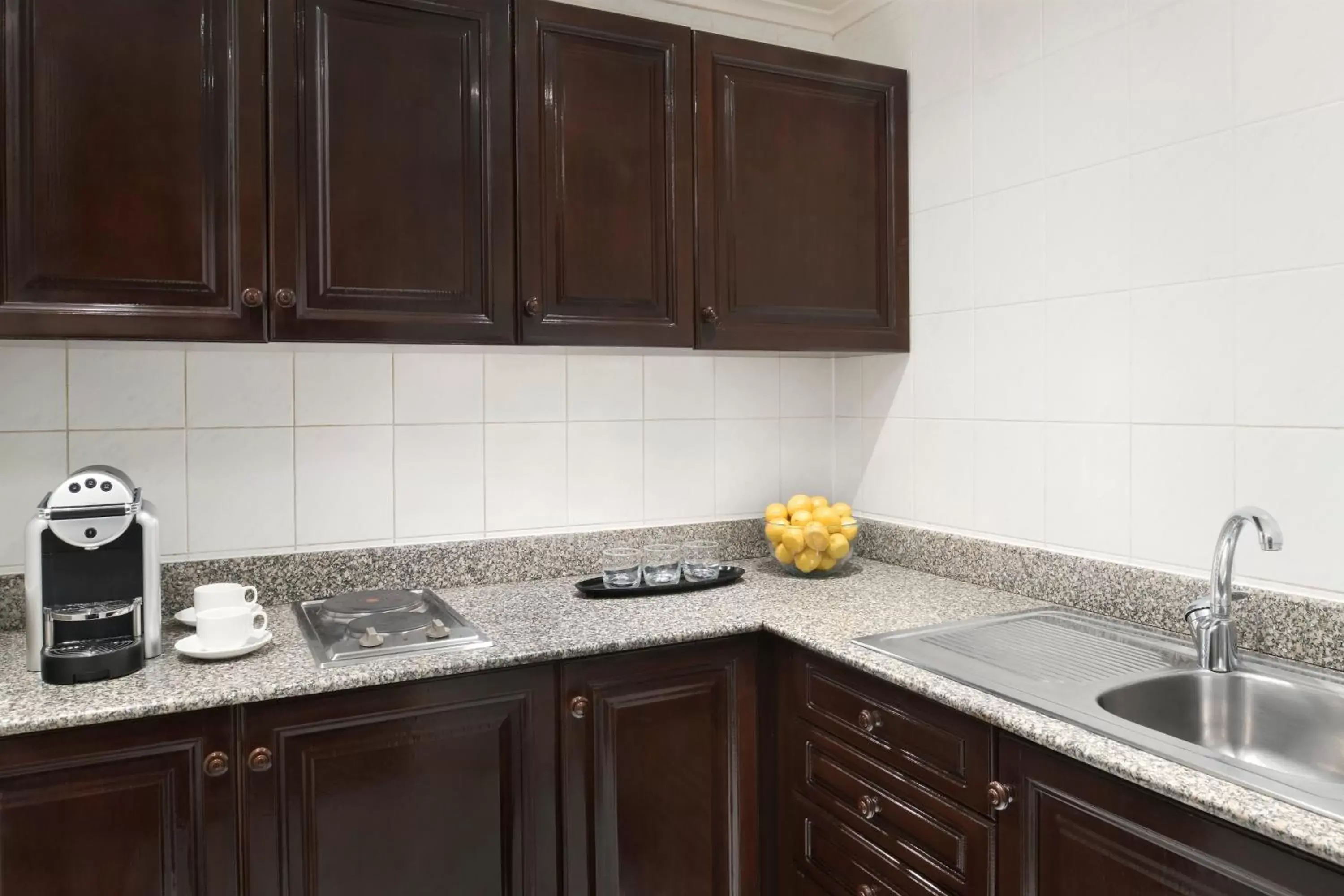 Photo of the whole room, Kitchen/Kitchenette in Dar Al Hijra InterContinental