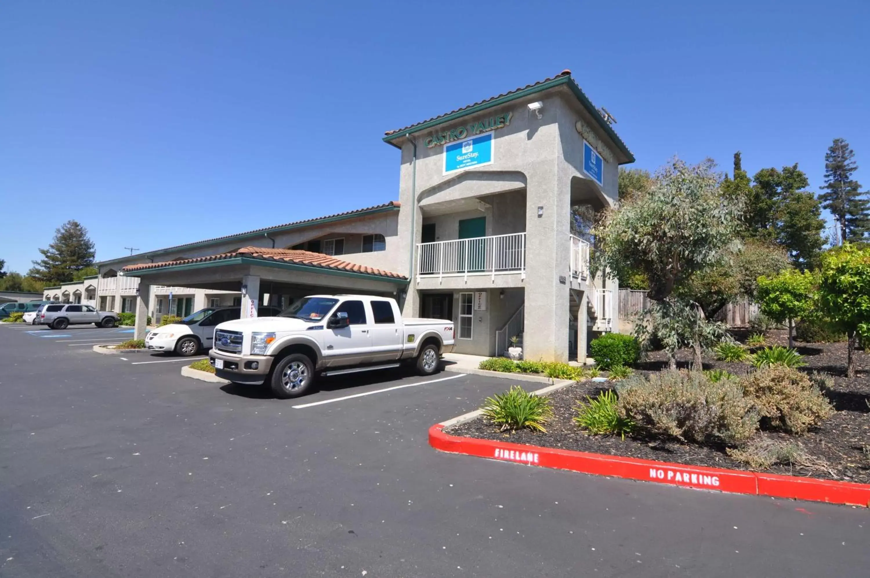 Property Building in SureStay Hotel by Best Western Castro Valley