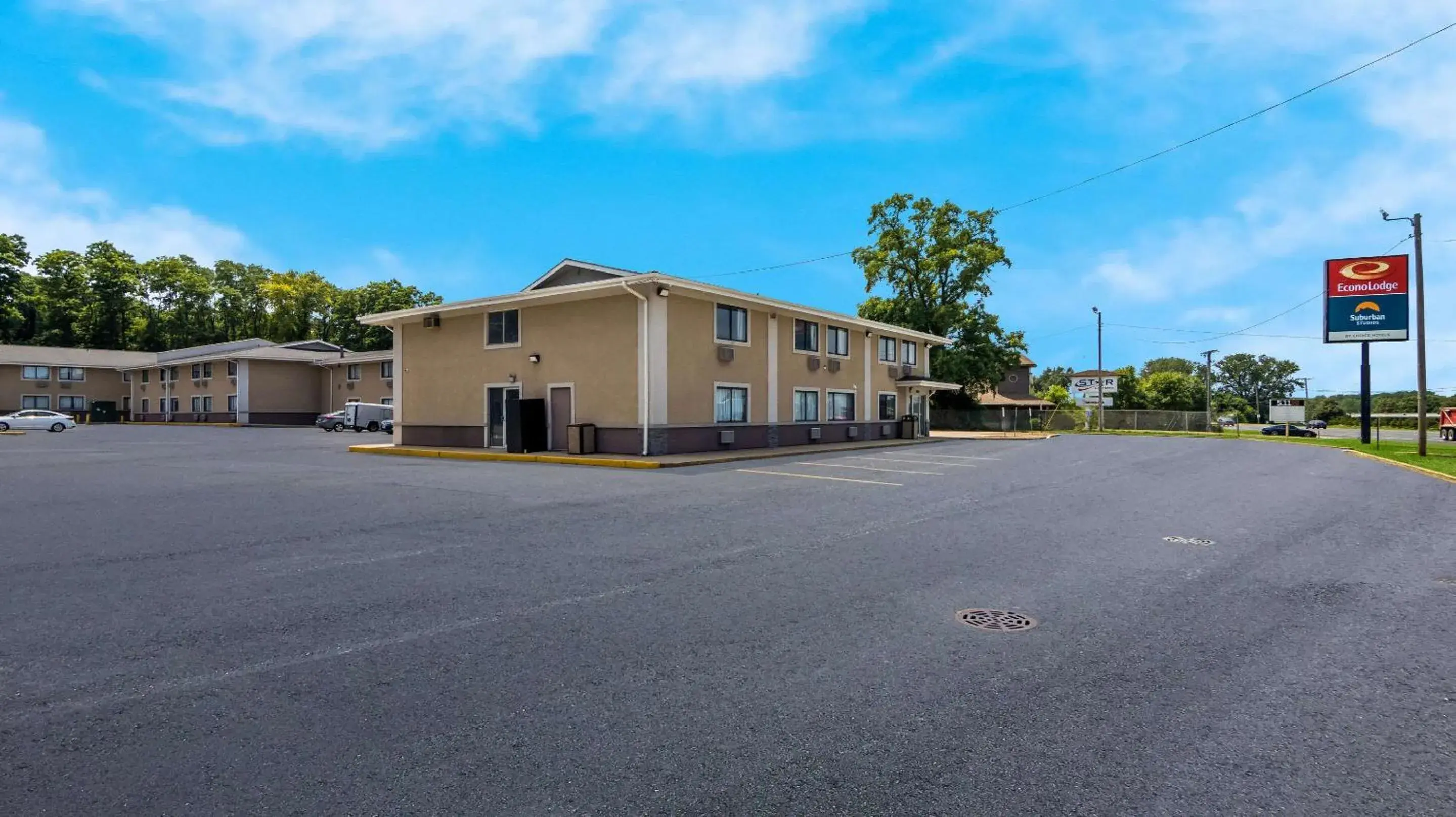 Property Building in Suburban Studios Portage