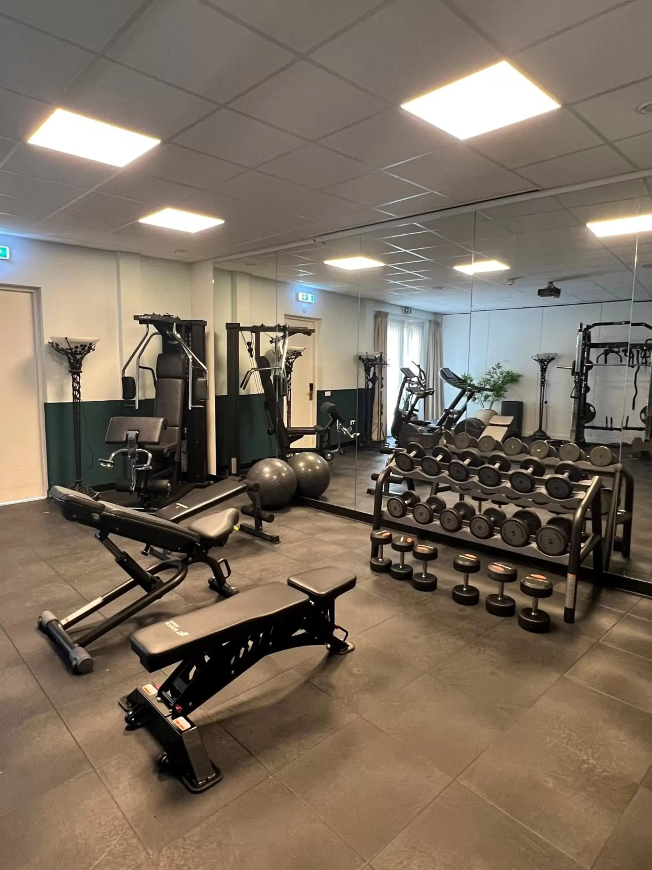 Fitness centre/facilities, Fitness Center/Facilities in Ambassador City Centre Hotel