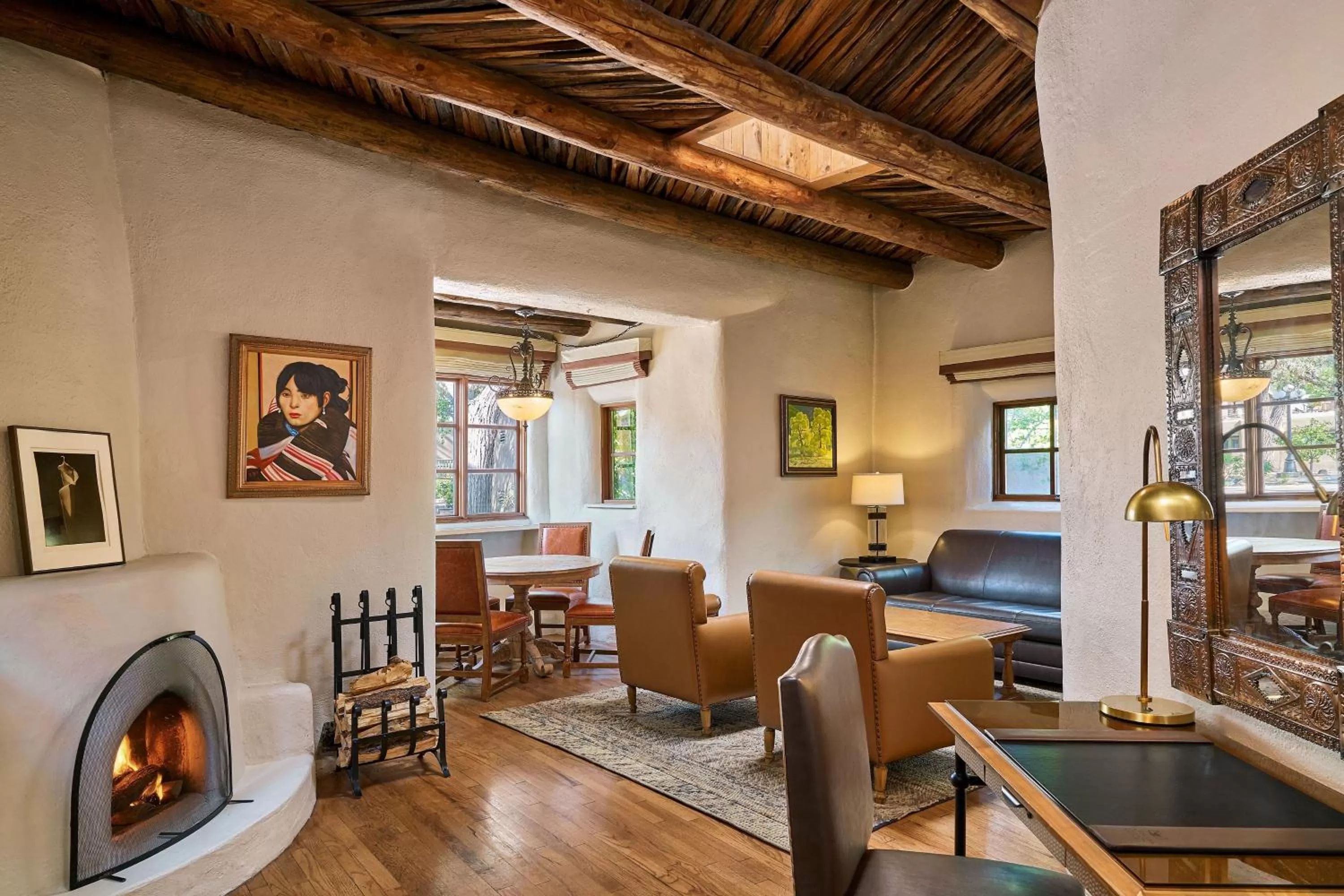 Living room in La Posada De Santa Fe, a Tribute Portfolio Resort & Spa