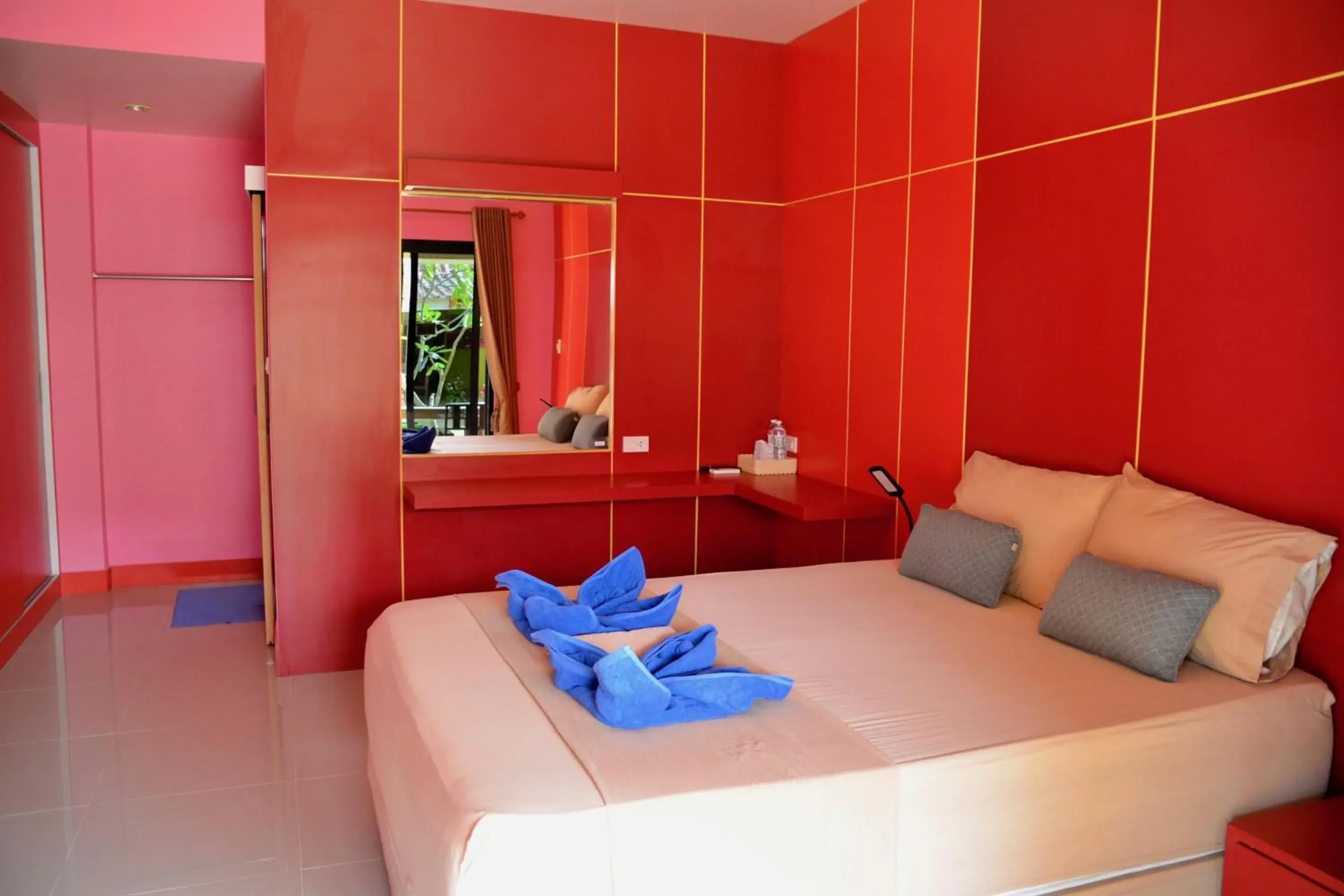 Bed in Lanta Bee Garden Bungalow SHA Extra Plus Bed in Lanta Bee Garden Bungalow SHA Extra Plus