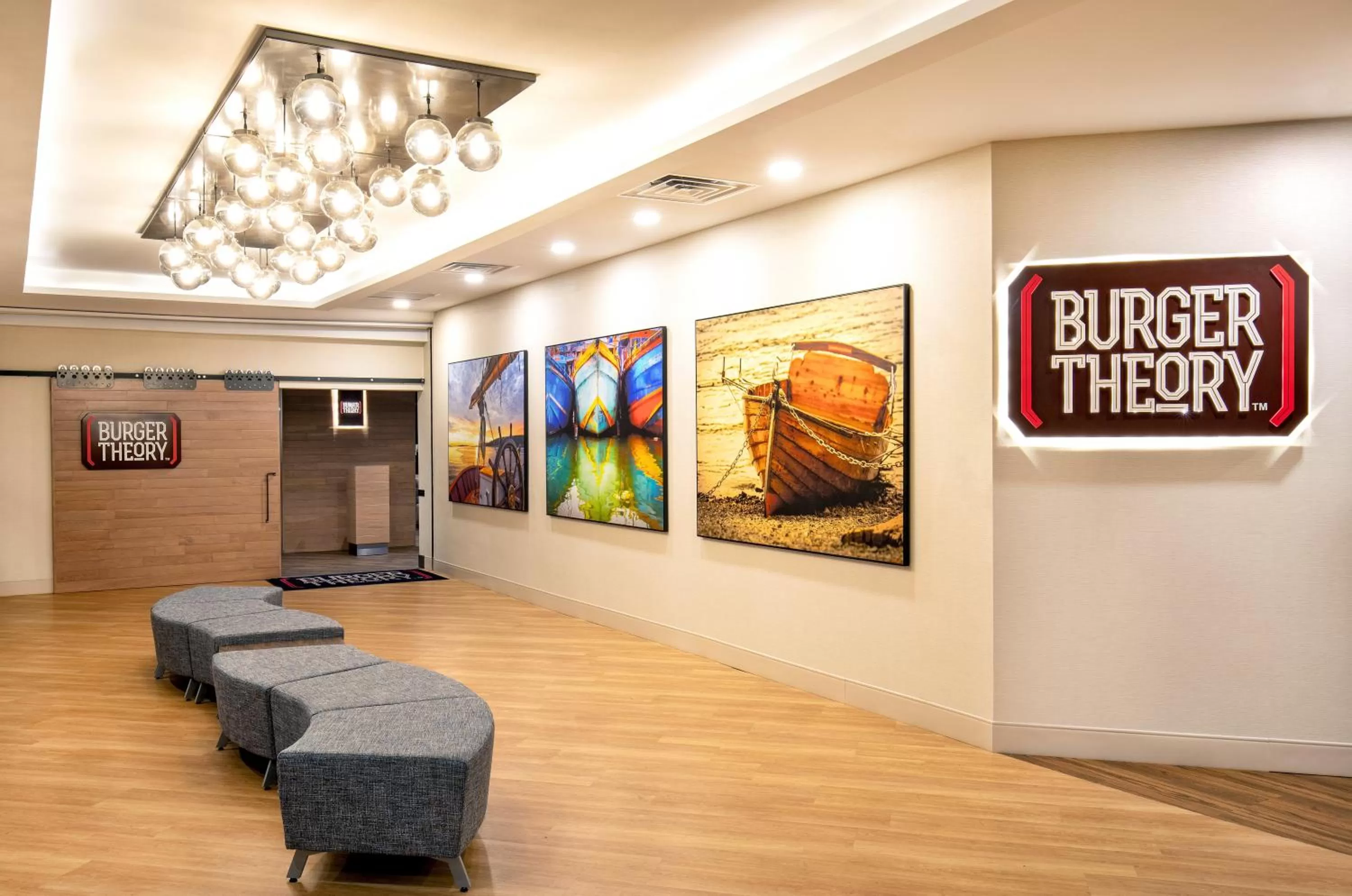 Restaurant/places to eat in Holiday Inn Newport News - Hampton by IHG