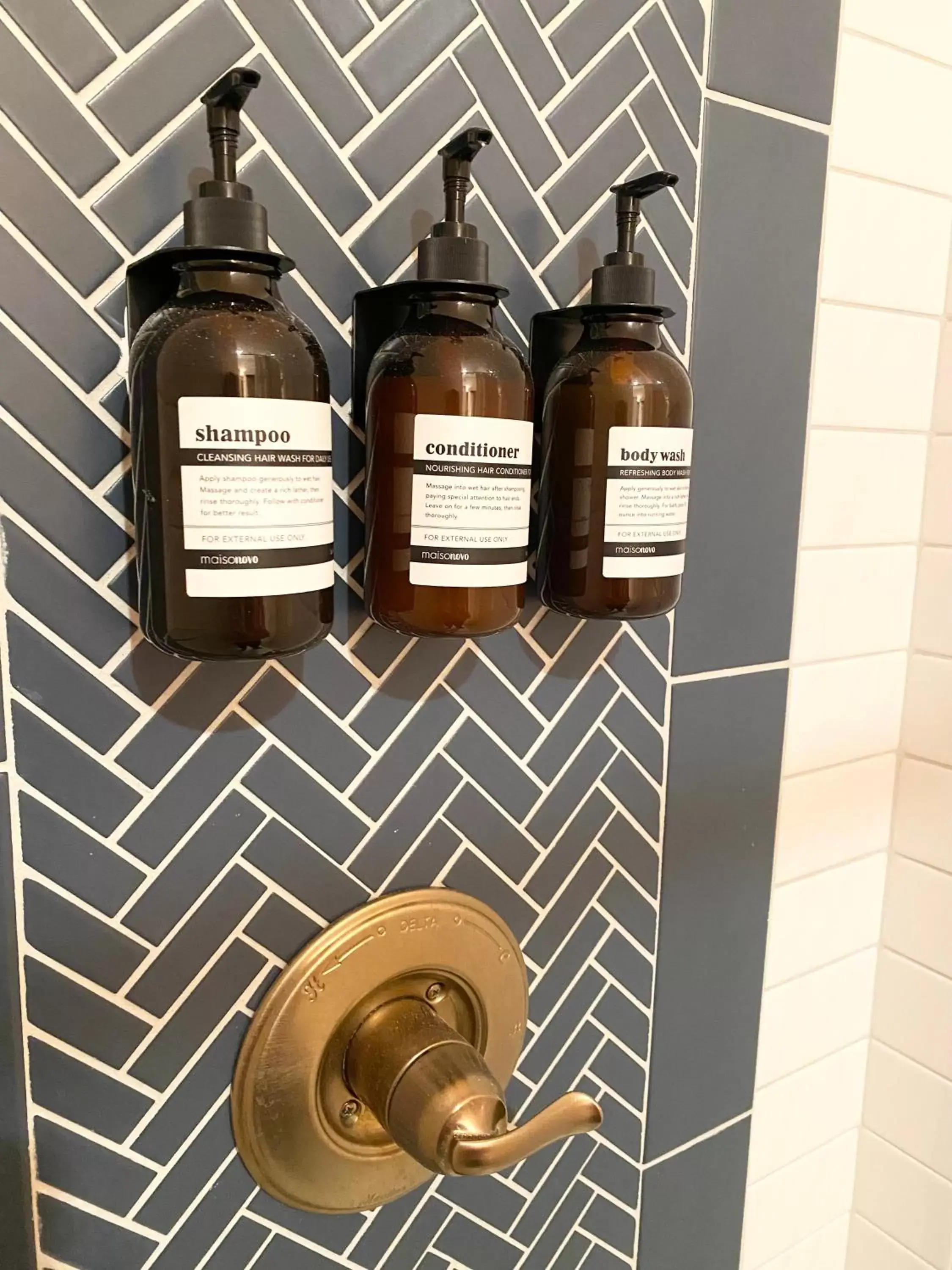 Shower in The Pink Room at Emily's On The Island