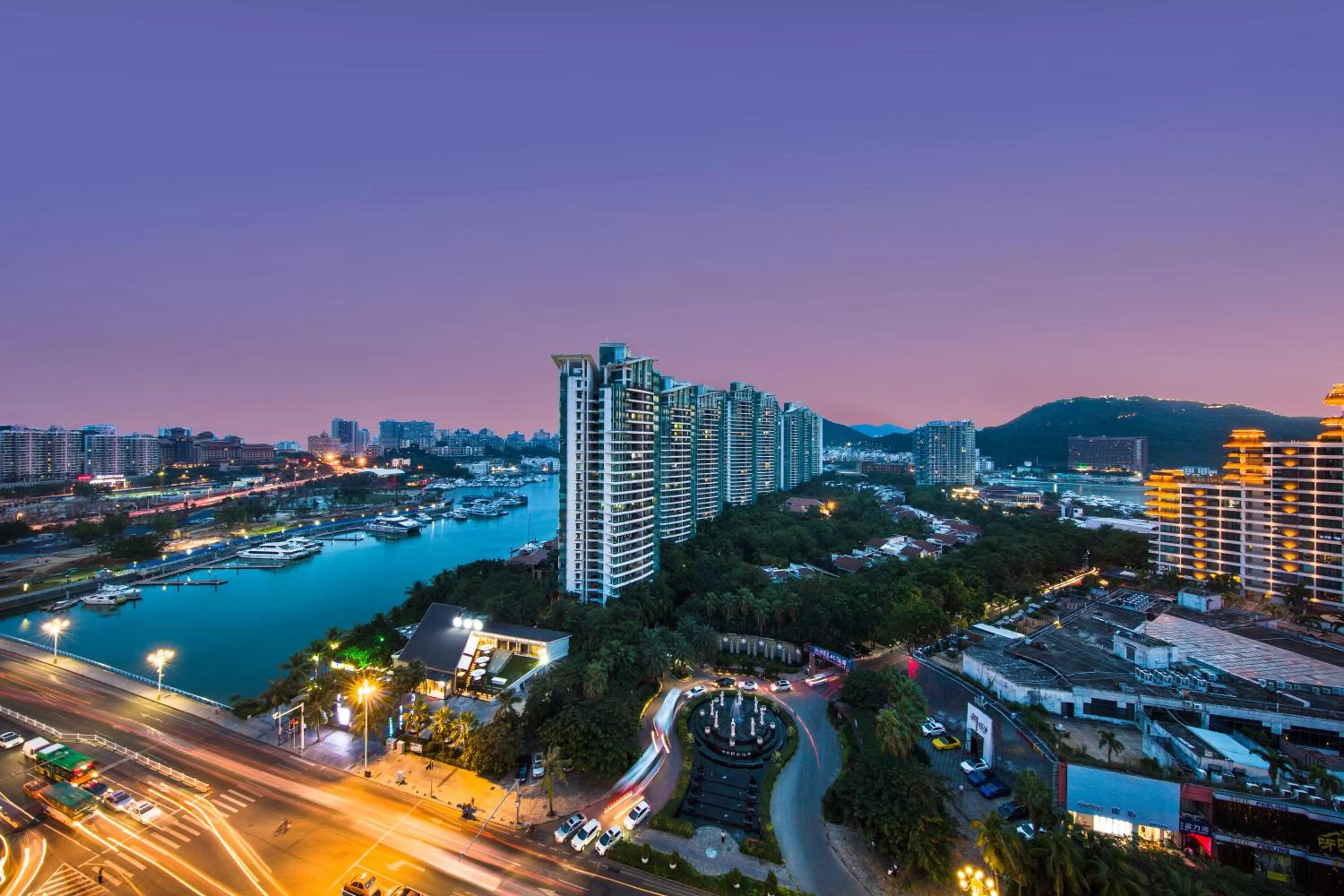 Property building in Crowne Plaza Sanya City Center by IHG