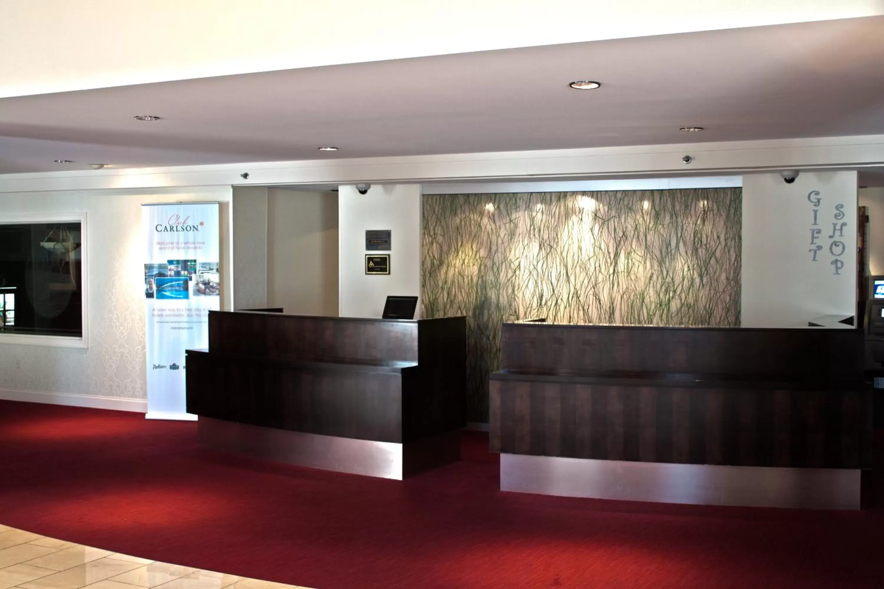 Lobby or reception in Penn Harris Hotel Harrisburg, Trademark by Wyndham Lobby or reception in Penn Harris Hotel Harrisburg, Trademark by Wyndham