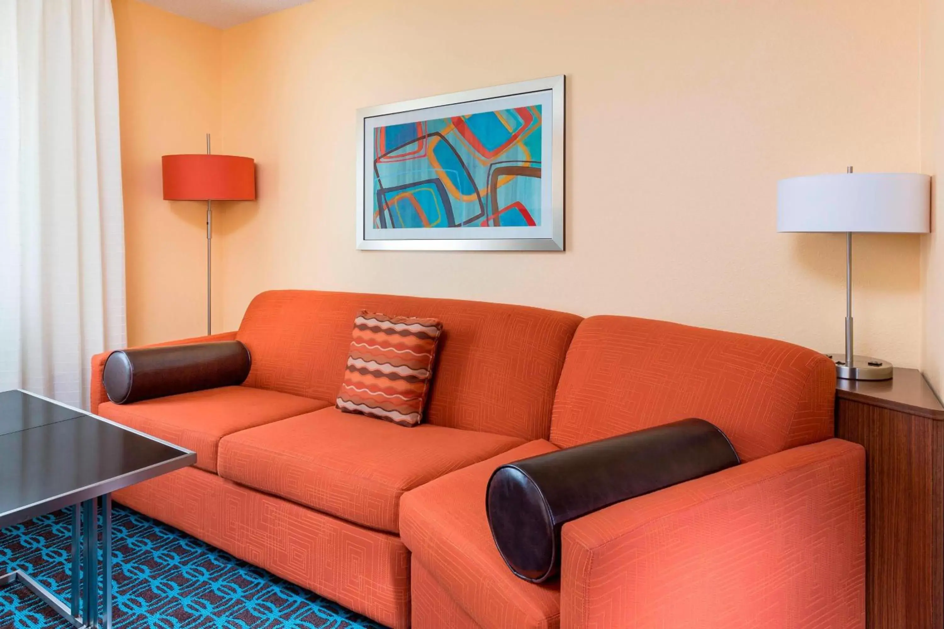 Living room, Seating Area in Fairfield Inn & Suites Kansas City Lee's Summit
