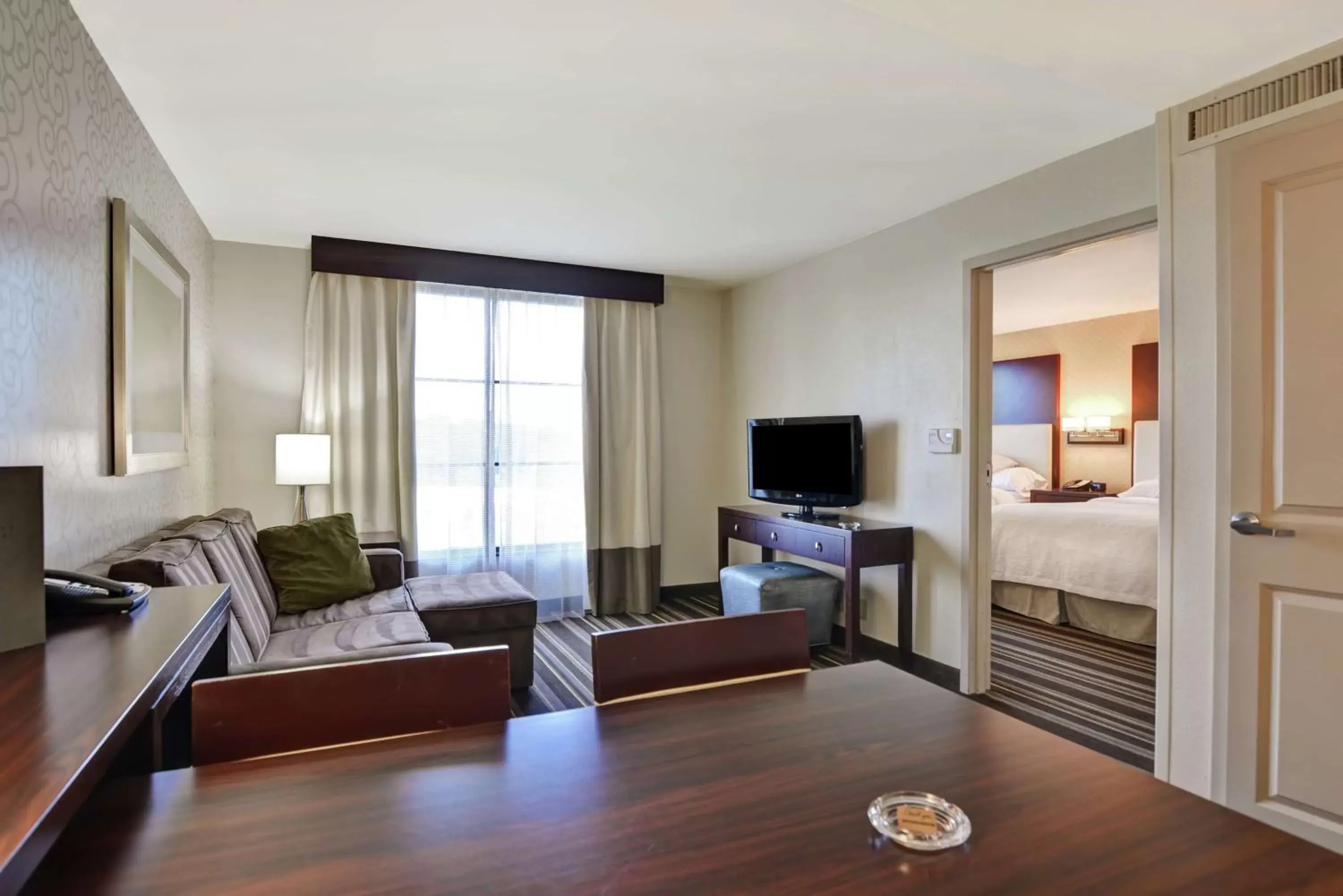 Bedroom, Seating Area in Embassy Suites Savannah Airport