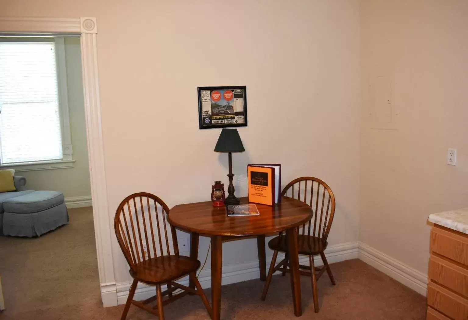 Dining Area in Hermann Crown Suites