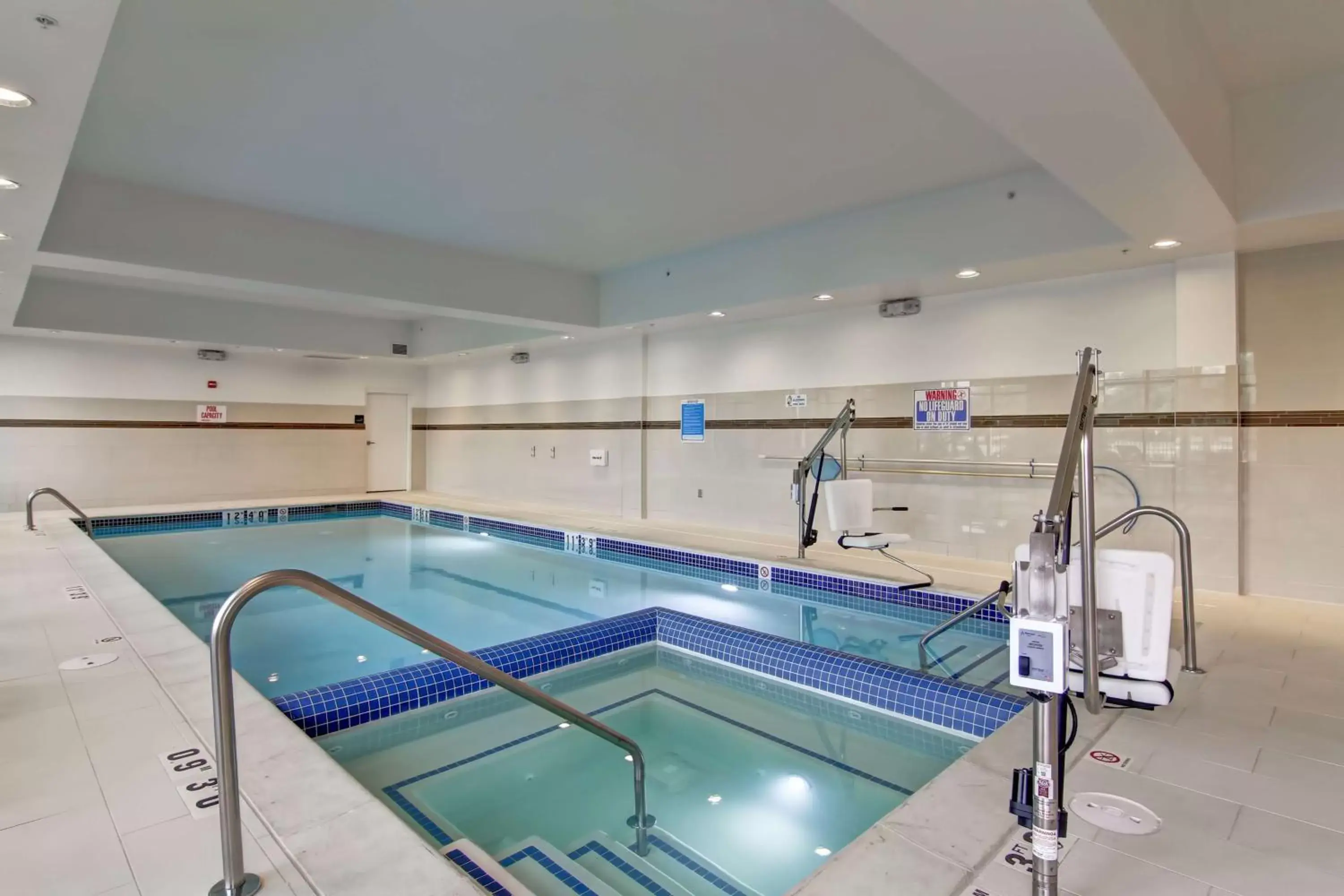 Pool view, Swimming Pool in Hampton Inn & Suites Detroit/Troy
