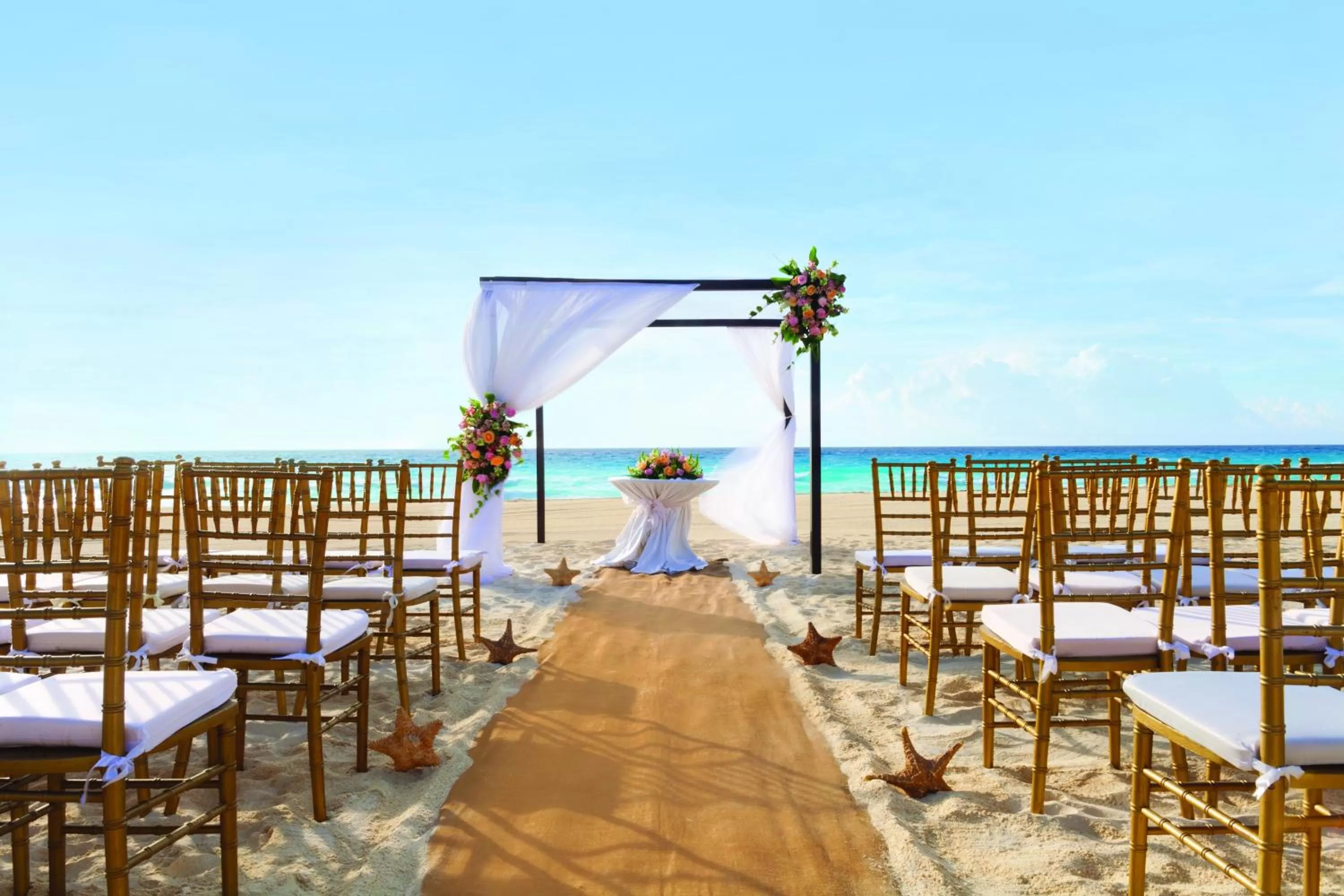 Banquet/Function facilities in Wyndham Alltra Cancun All Inclusive Resort
