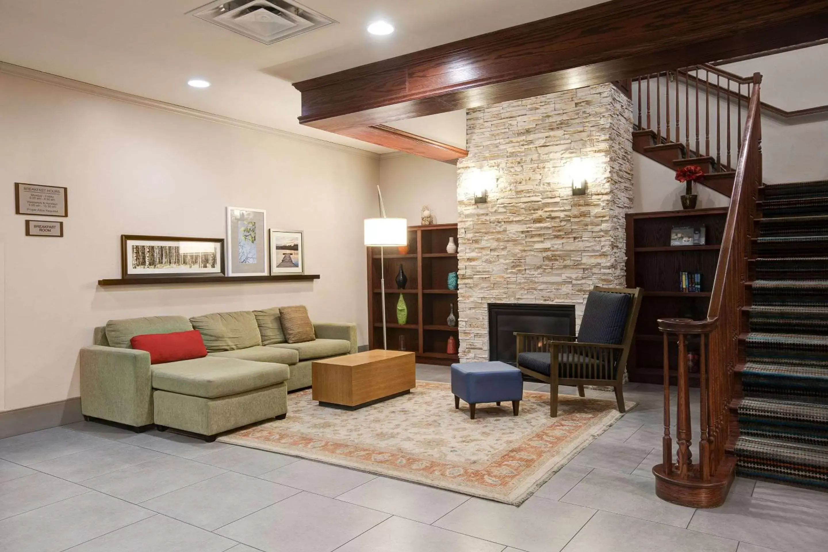 Lobby or reception, Lobby/Reception in Comfort Inn & Suites St. Paul Northeast
