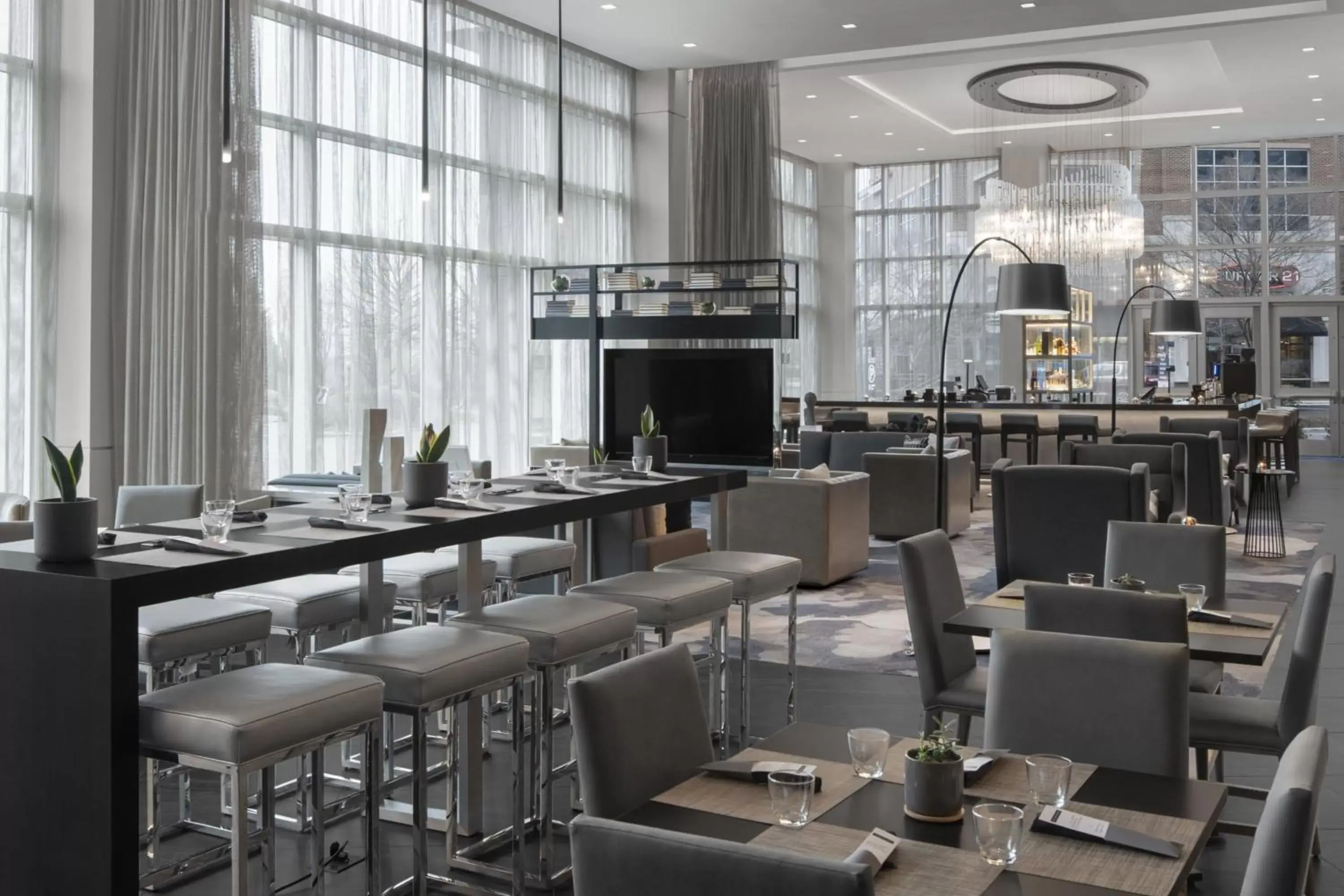 Kitchen or kitchenette, Restaurant/Places to Eat in AC Hotel by Marriott Charlotte Ballantyne