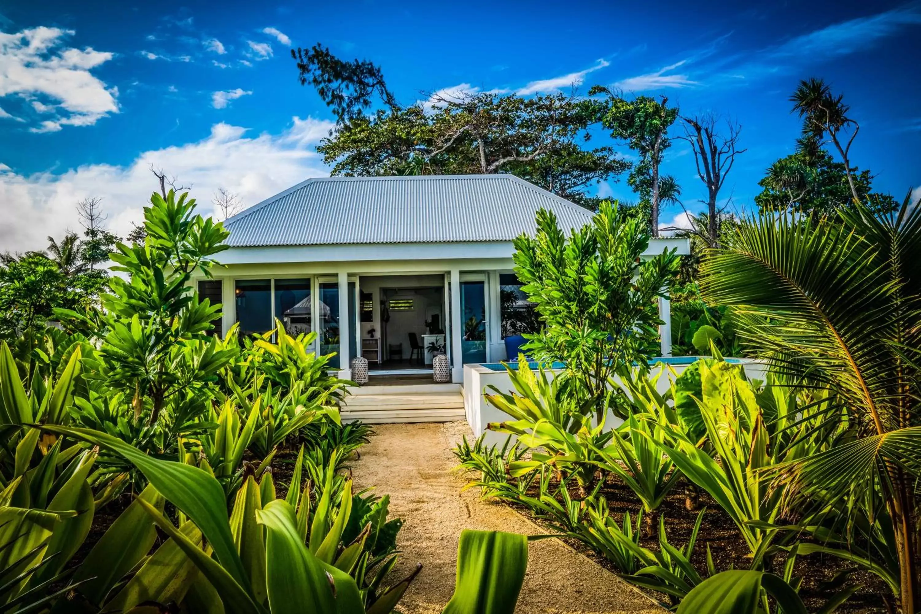 Patio, Property Building in Tamanu on the Beach