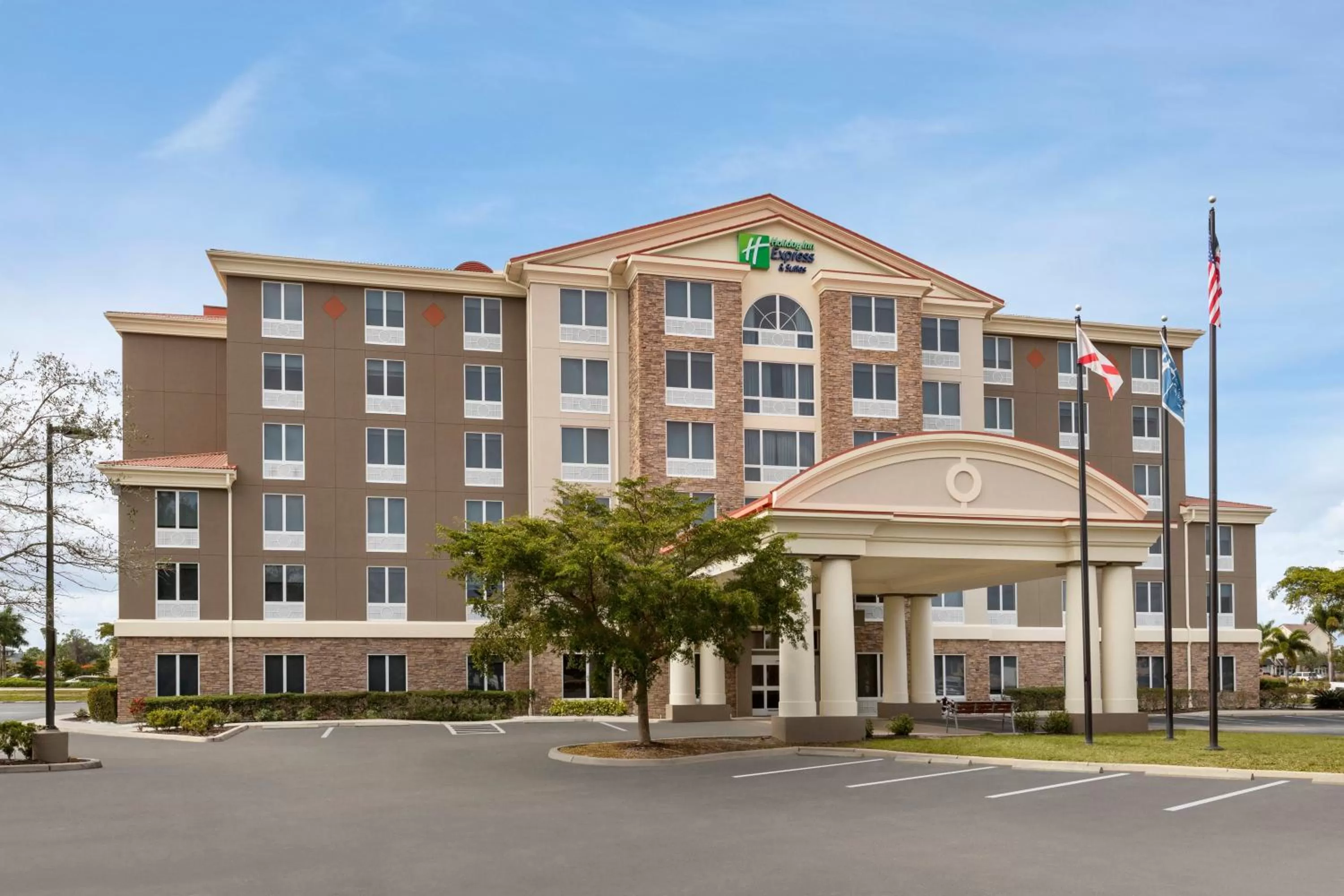 Property building in Holiday Inn Express Hotel & Suites Fort Myers East - The Forum by IHG