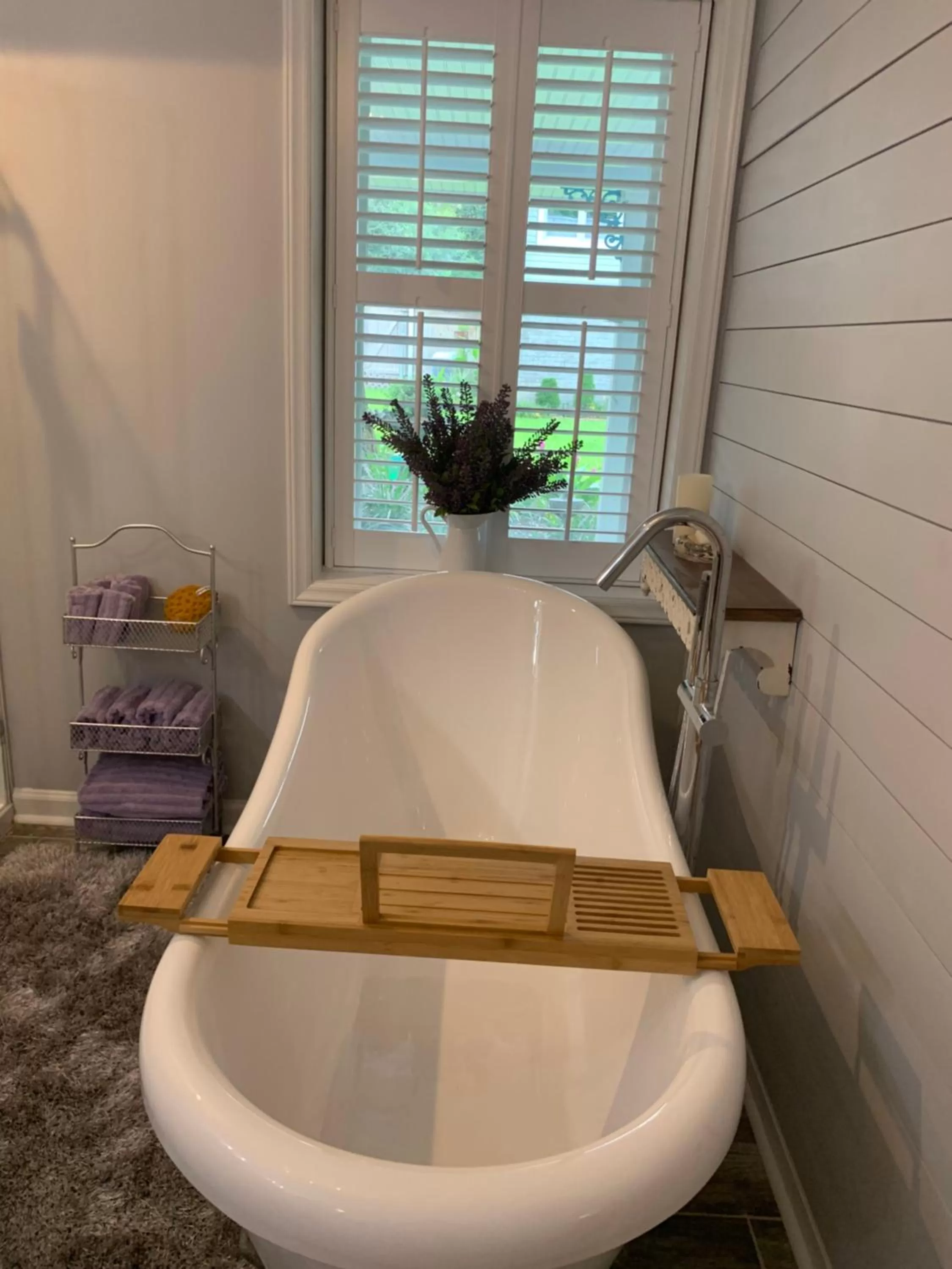 Bathroom in Caroline's Bed and Breakfast