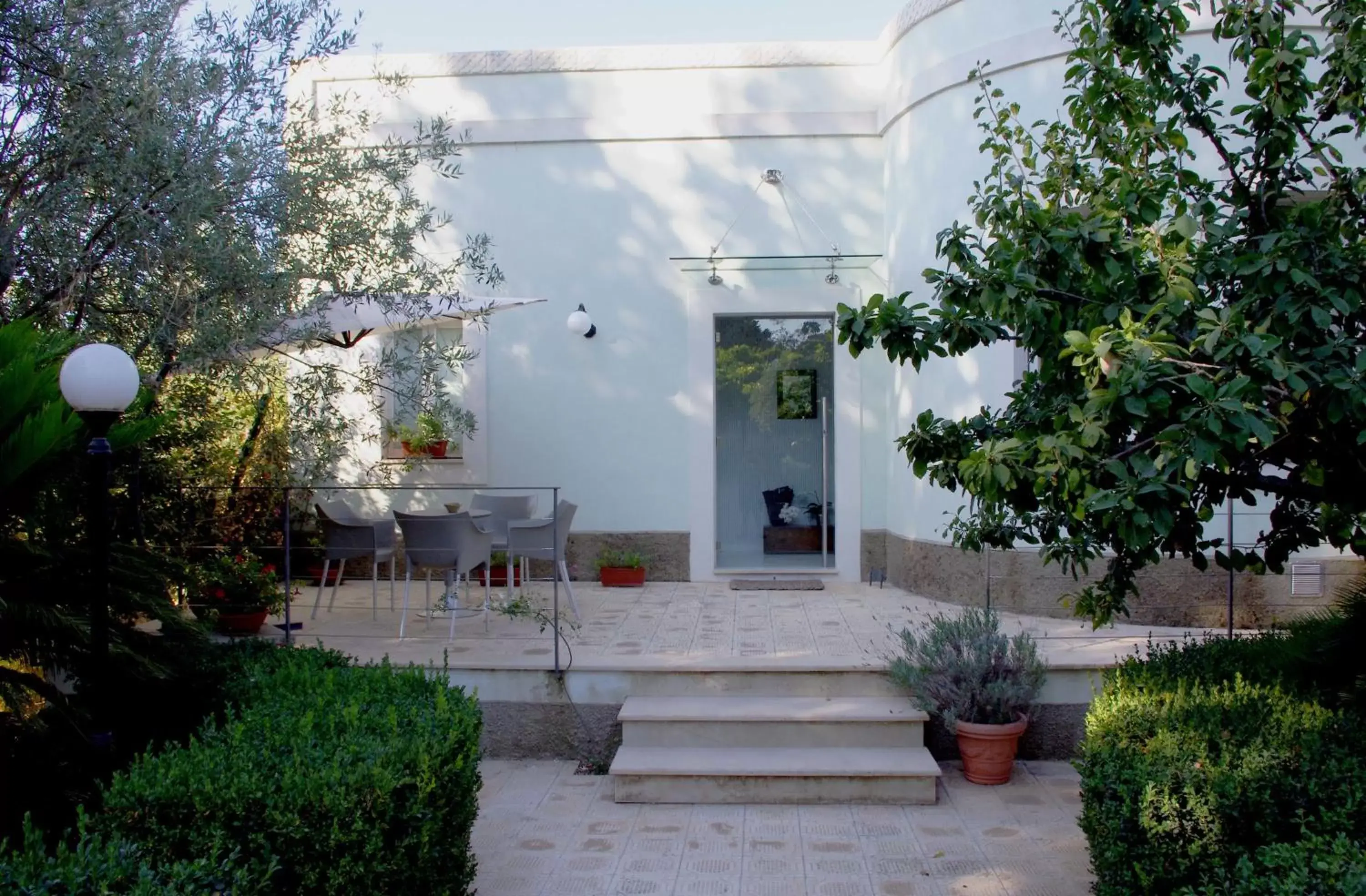 Facade/entrance, Property Building in La Piccola Locanda