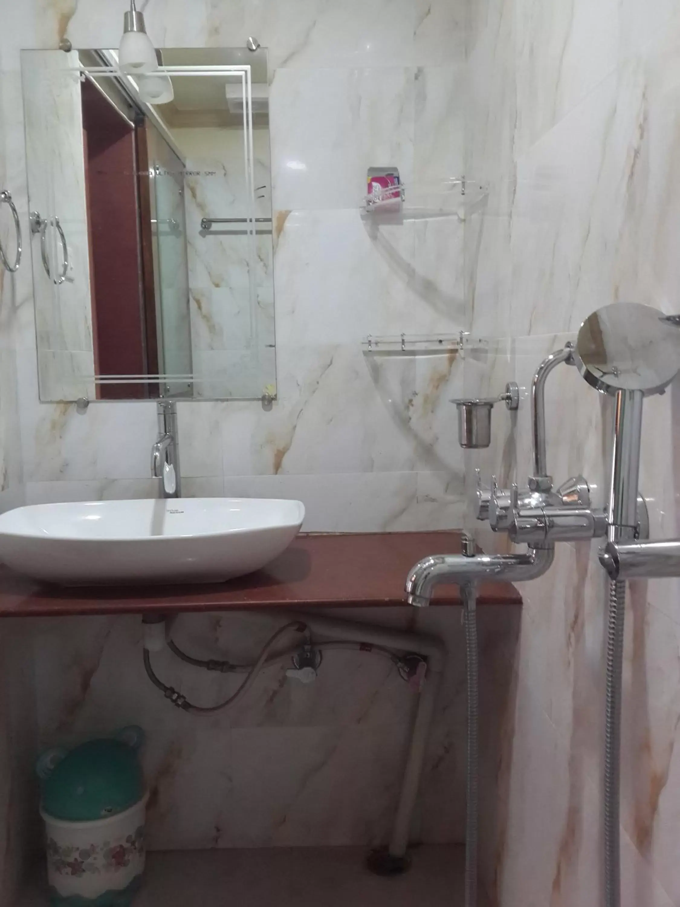 Bathroom in Hotel Temple On Ganges